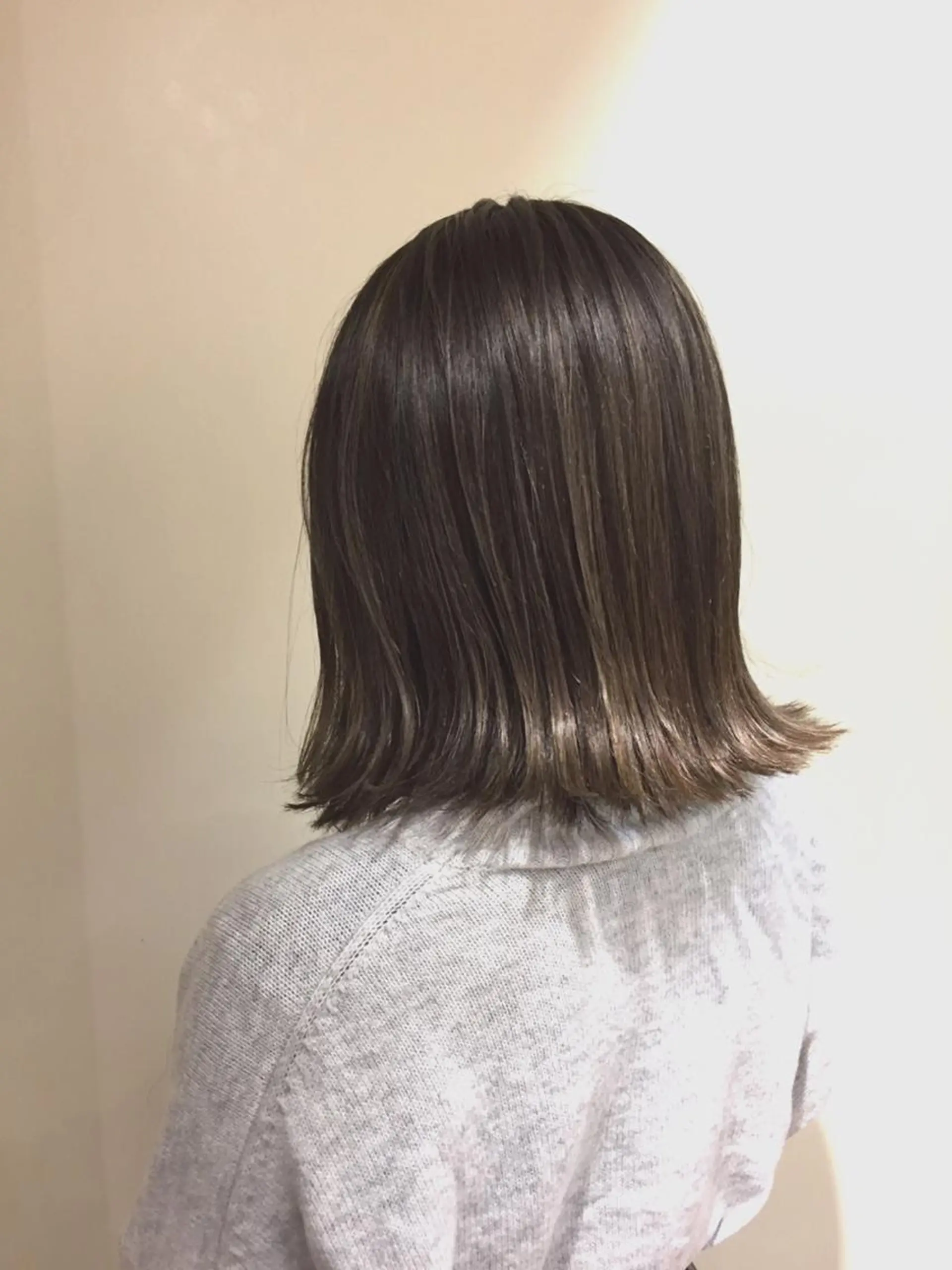 ミディアム コテ巻き風パーマ💛 池袋のヘアスタイル