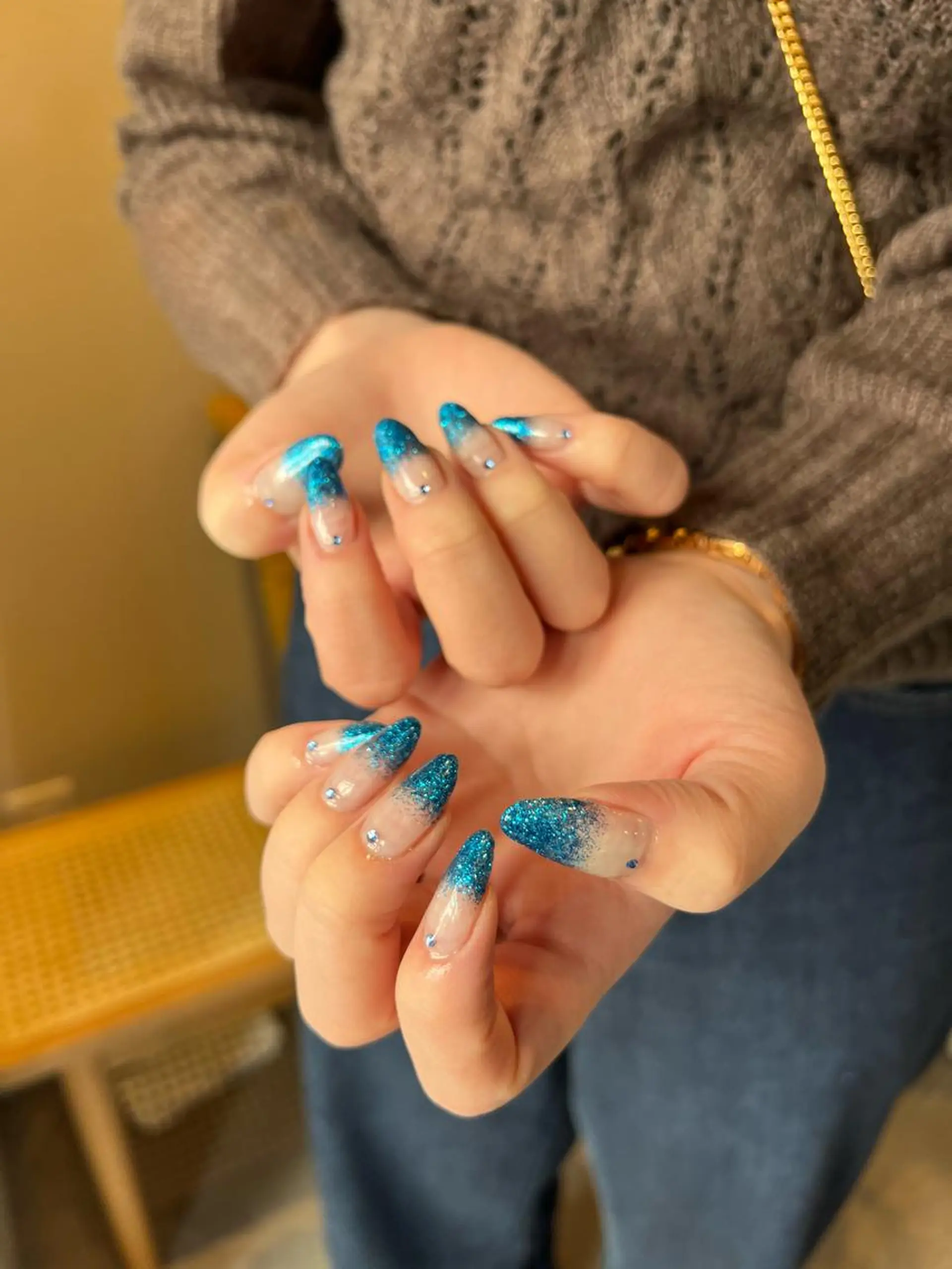 ネイル ハンドネイル vary clue所属・nailist🌻 YUKARIのネイルデザイン