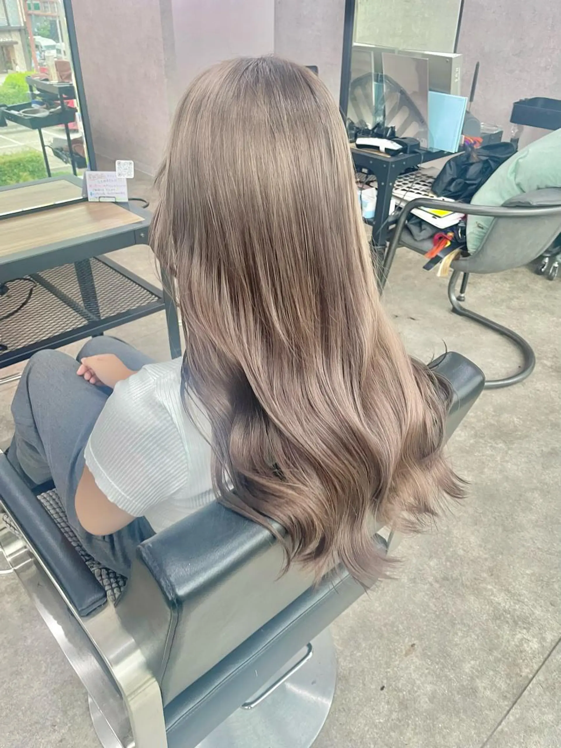 ロング カラー パーマ ヘアアレンジ メンズ キッズ ネイル マツエク・マツパ アイブロウ メンズバレイヤージュ メンズブリーチ メンズハイライト メンズインナーカラー メンズ韓国風 eir心斎橋店所属・エビスザキレン／メン ズ／心斎橋🌳のヘアスタイル