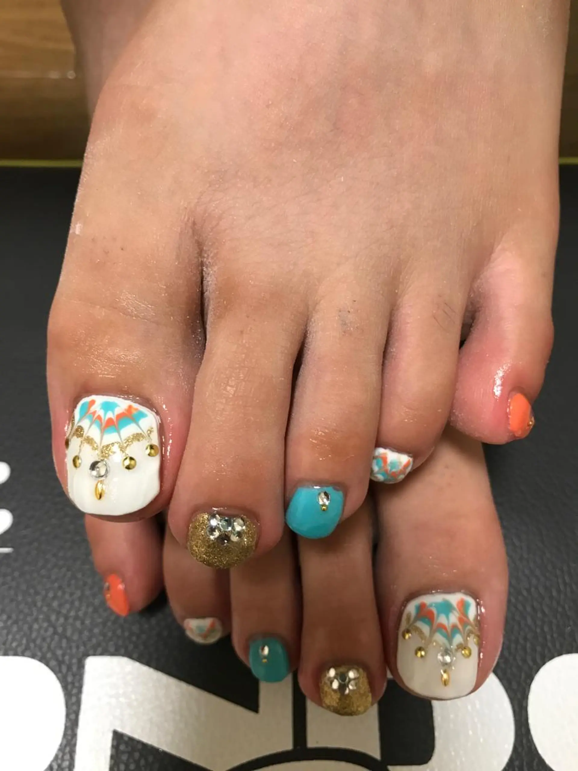 ネイル LOVEnail tomoのネイルデザイン