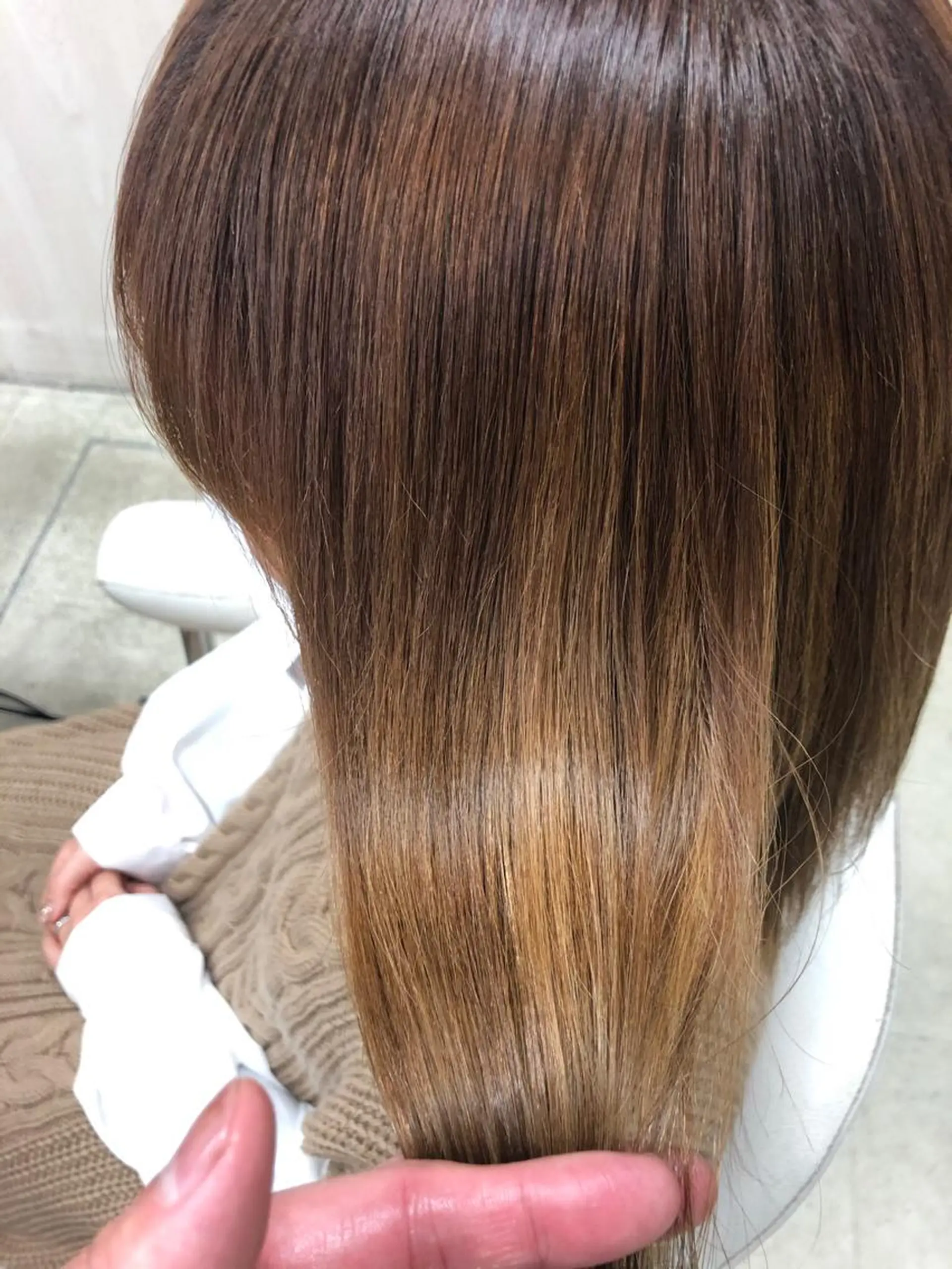 ミディアム カラー カット ヘアカラー トリートメント le. pidorgeのヘアスタイル