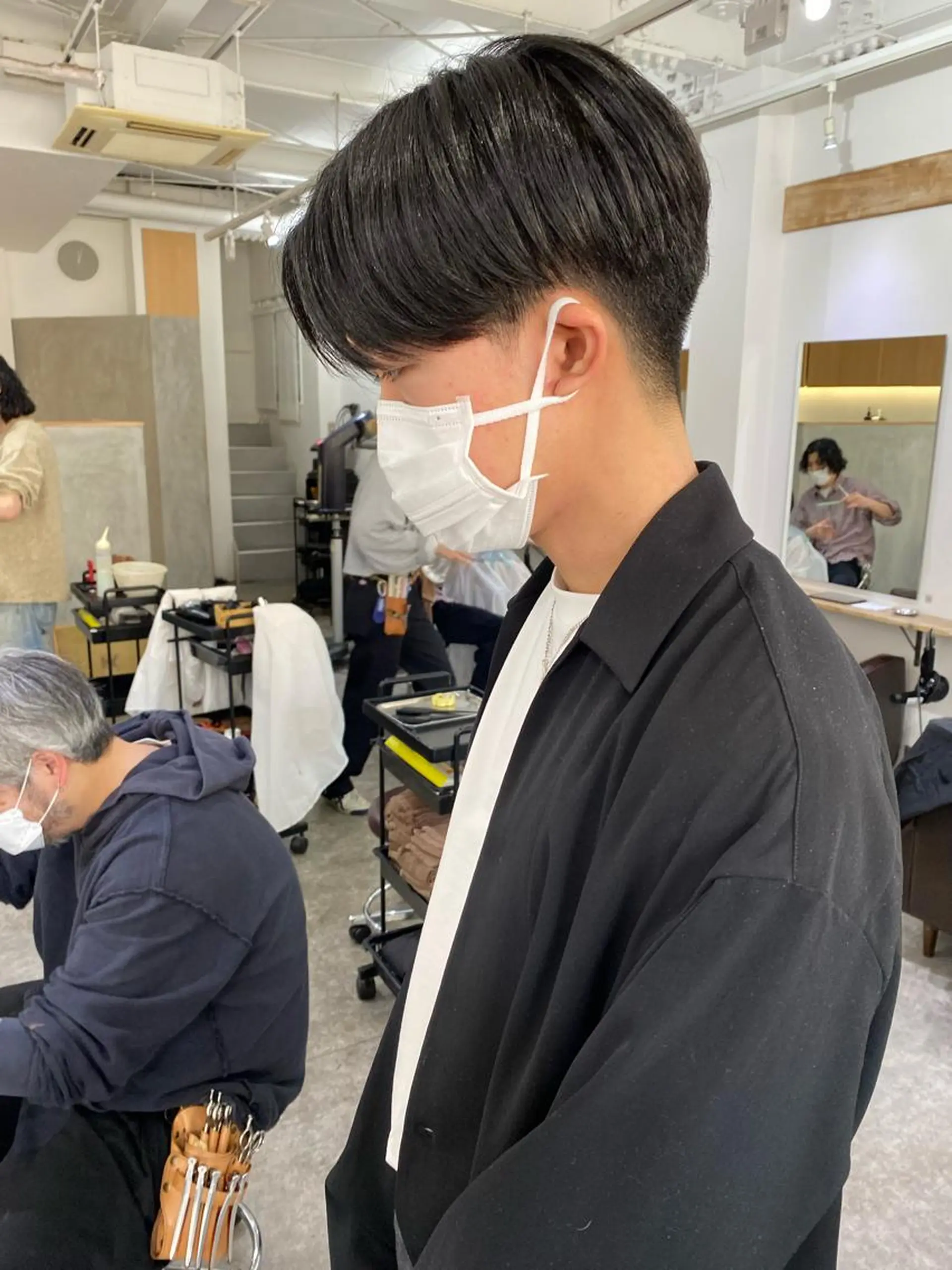 ショート メンズ センターパート 刈り上げ カット 森貴裕/ベージュ/ パーマ/オリーブのヘアスタイル