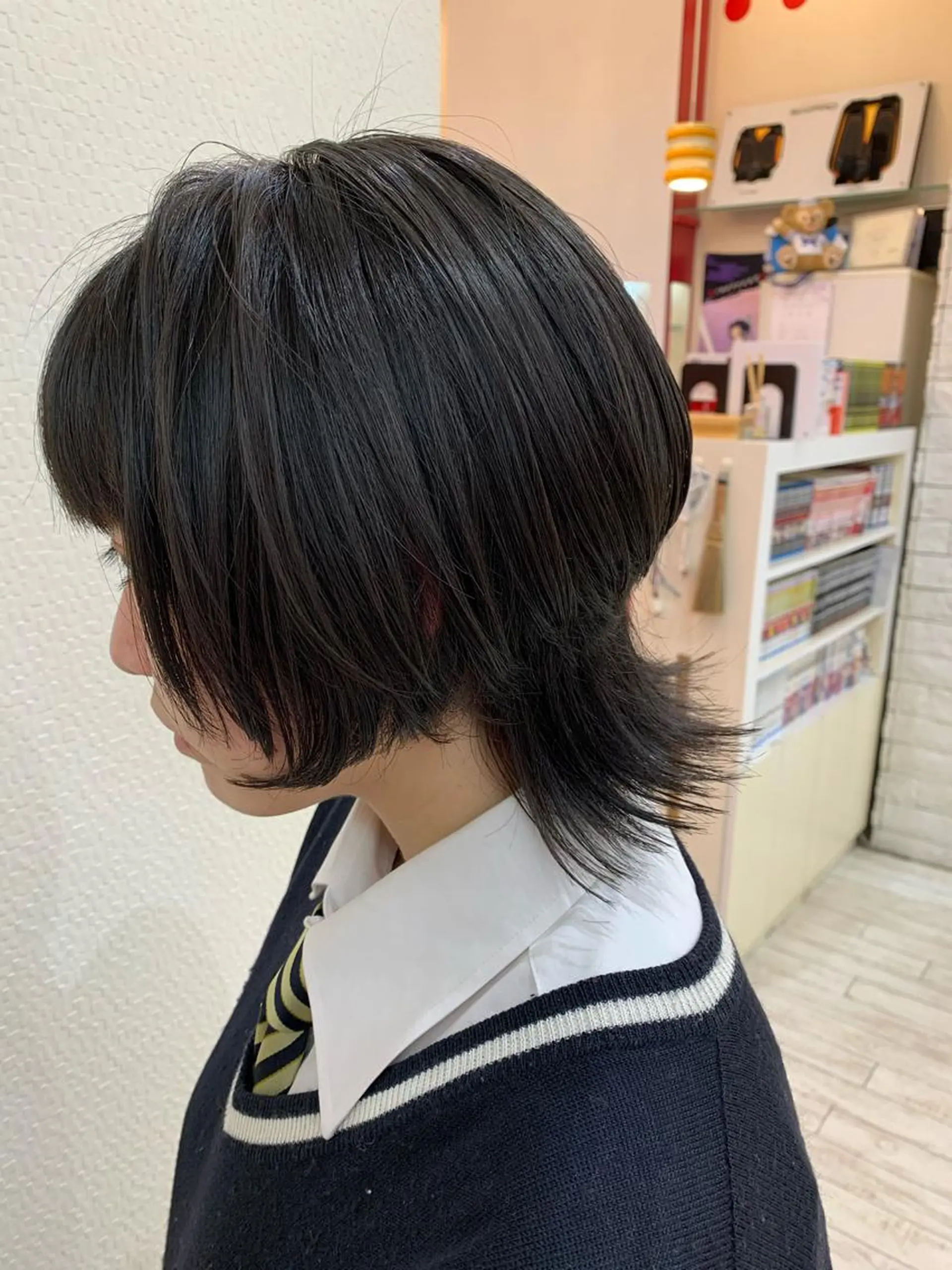 ショート ヘアアレンジ ウルフカット 今村公介 ブリーチ特化、派手髪のヘアスタイル