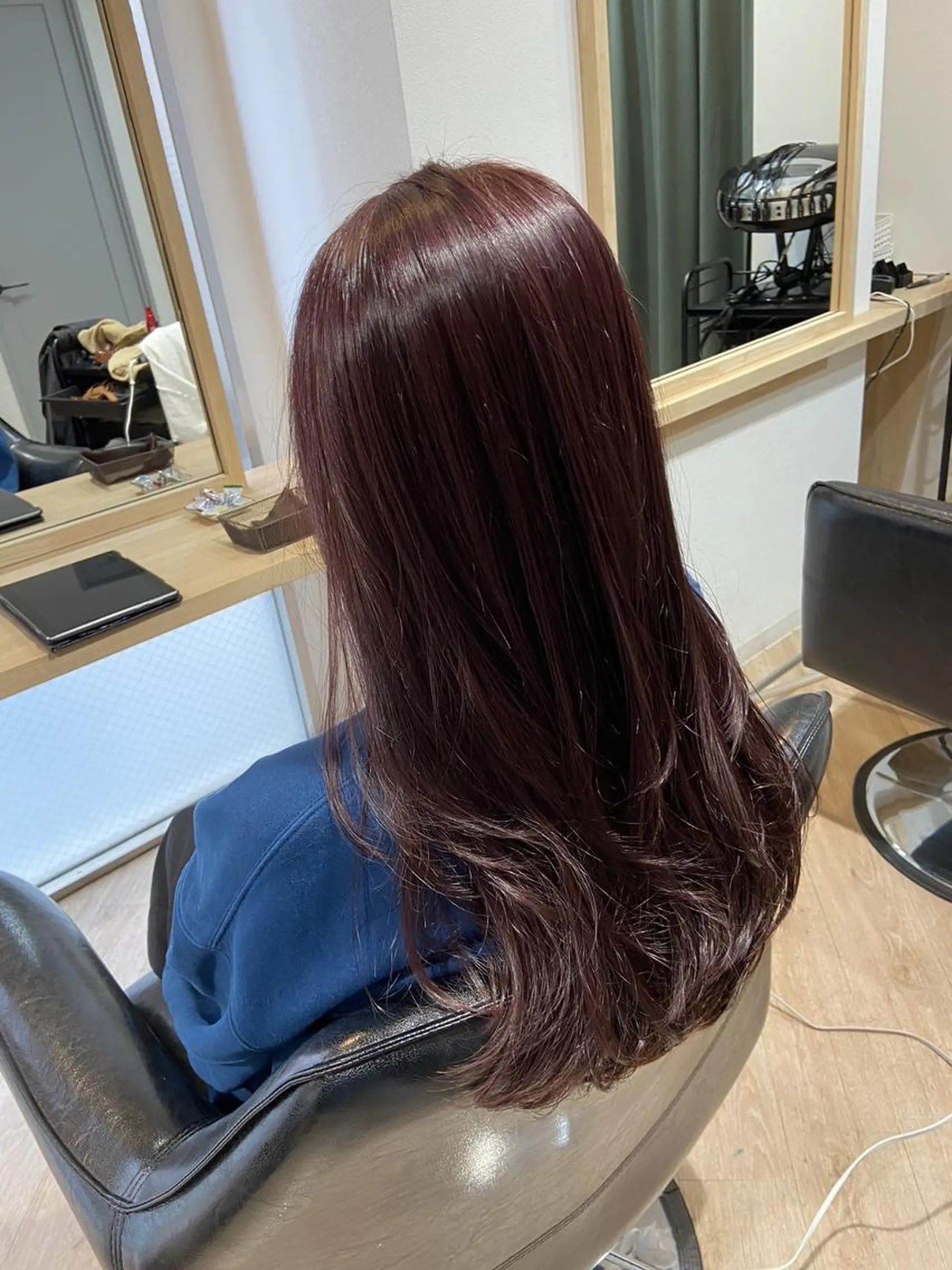 ロング ヘアカラー ELLE&SALLY 石野のヘアスタイル