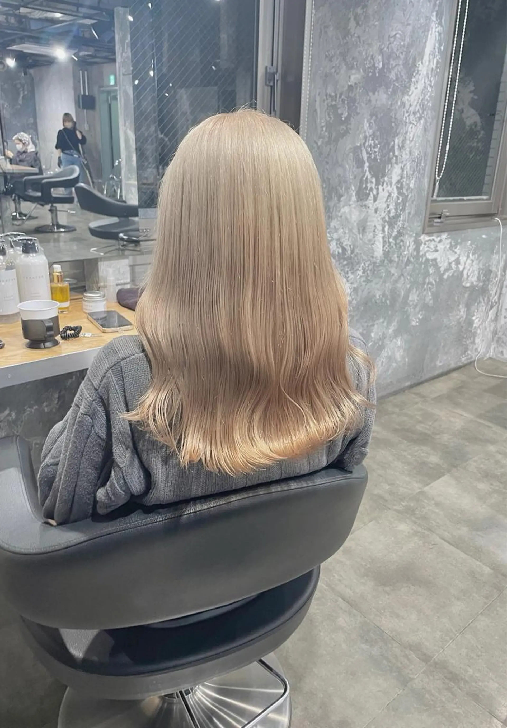 ロング カラー ベージュカラー💖 やすひろのヘアスタイル