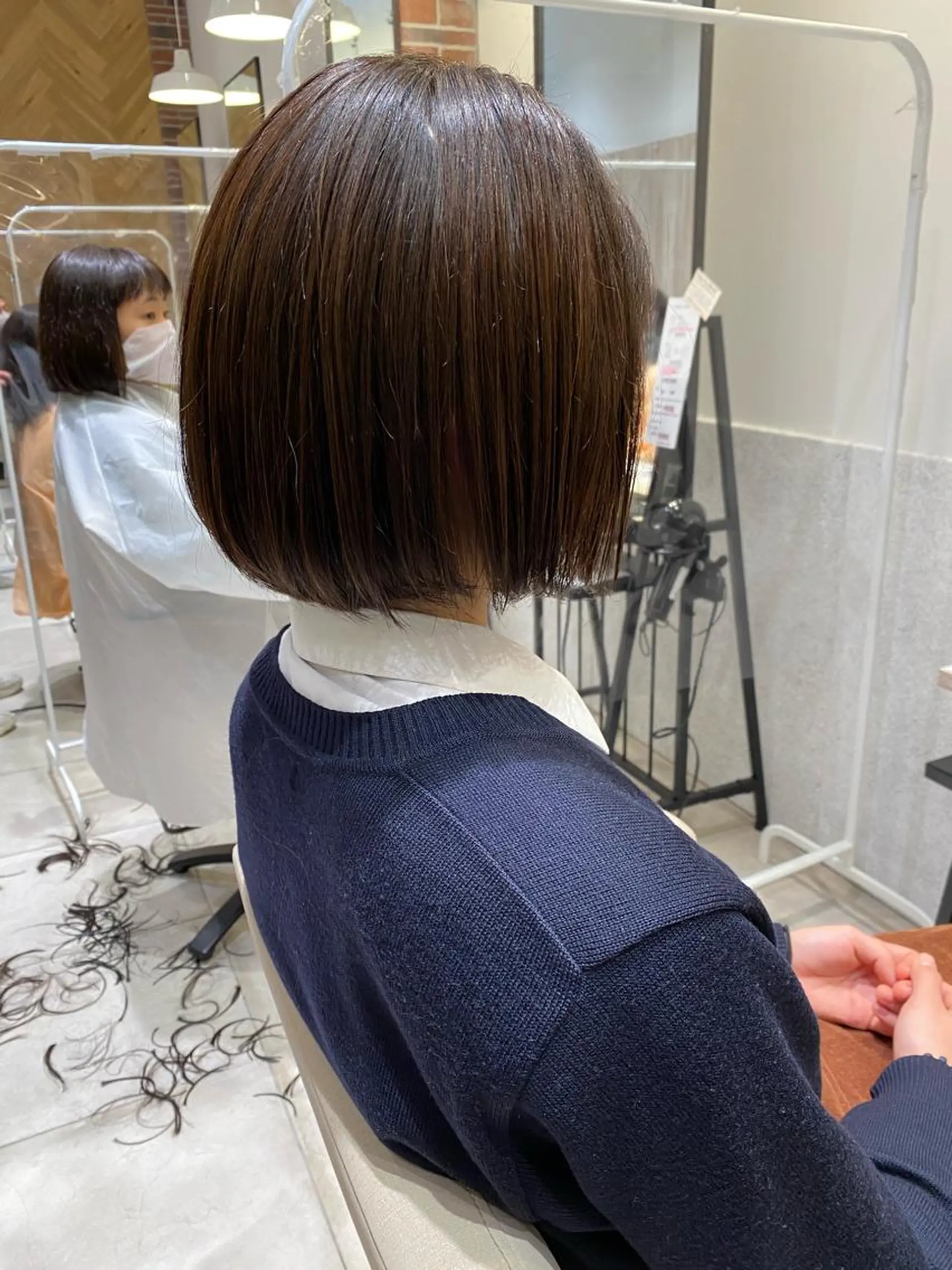 ショート カラー ベージュカラー ブラウンカラー ボブ ヘアカラー トリートメント 長津 健一郎のヘアスタイル