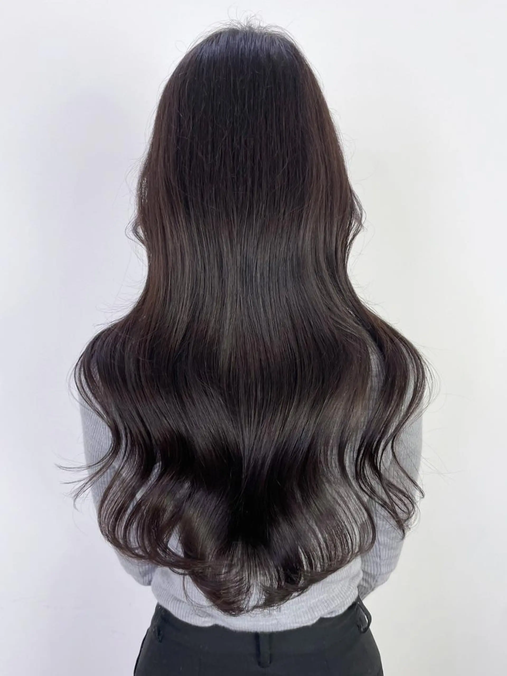 カラー セミロング くびれヘア 顔まわりレイヤー 顔周りカット 韓国風ヘア レイヤーカット カット ヘアカラー トリートメント ITbyALBUM 下北沢店のヘアスタイル