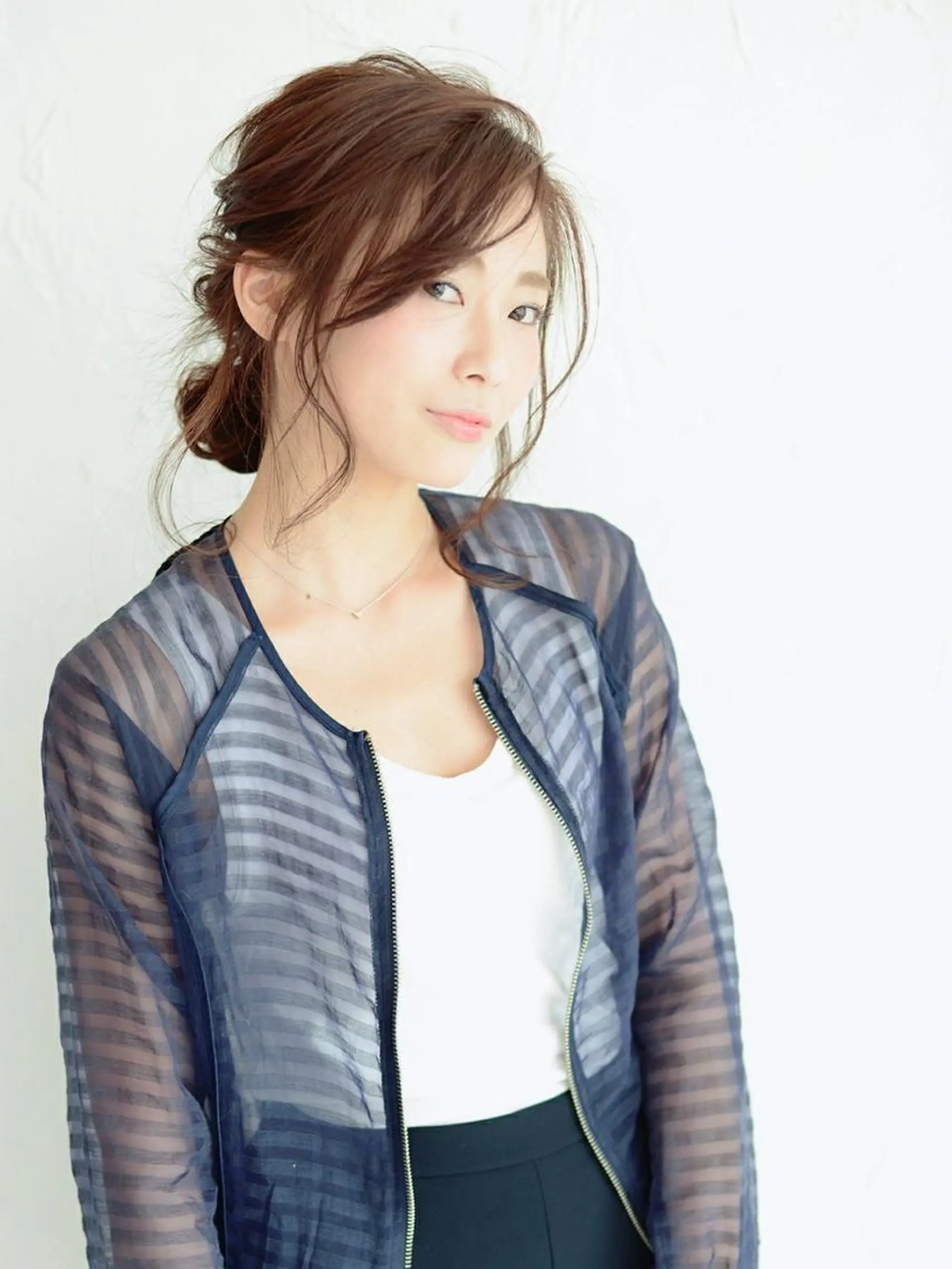 セミロング ヘアアレンジ designer ITOのヘアスタイル