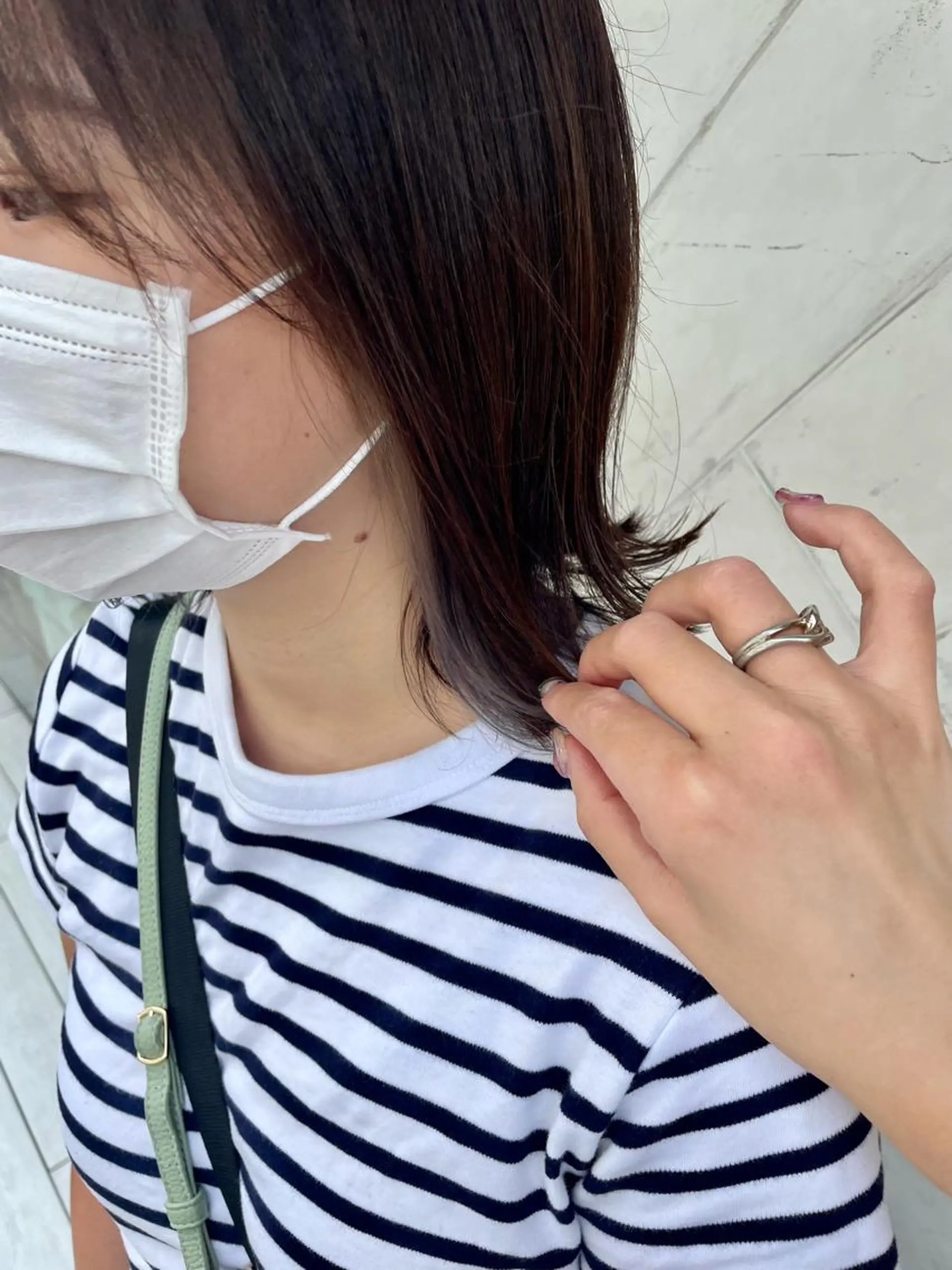 ショート カラー グレージュ 佐久間 成恵のヘアスタイル