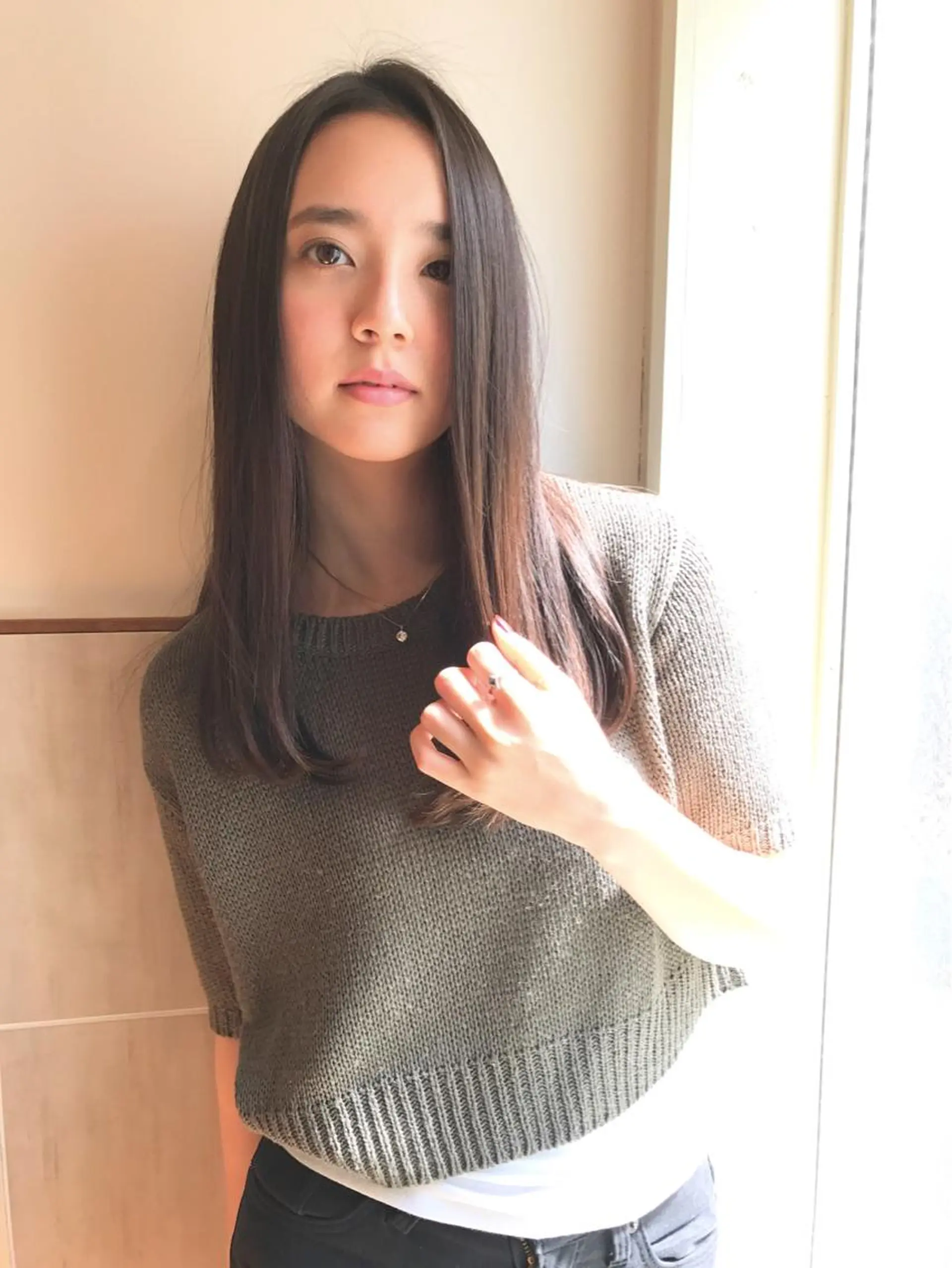 セミロング やまだ まいのヘアスタイル