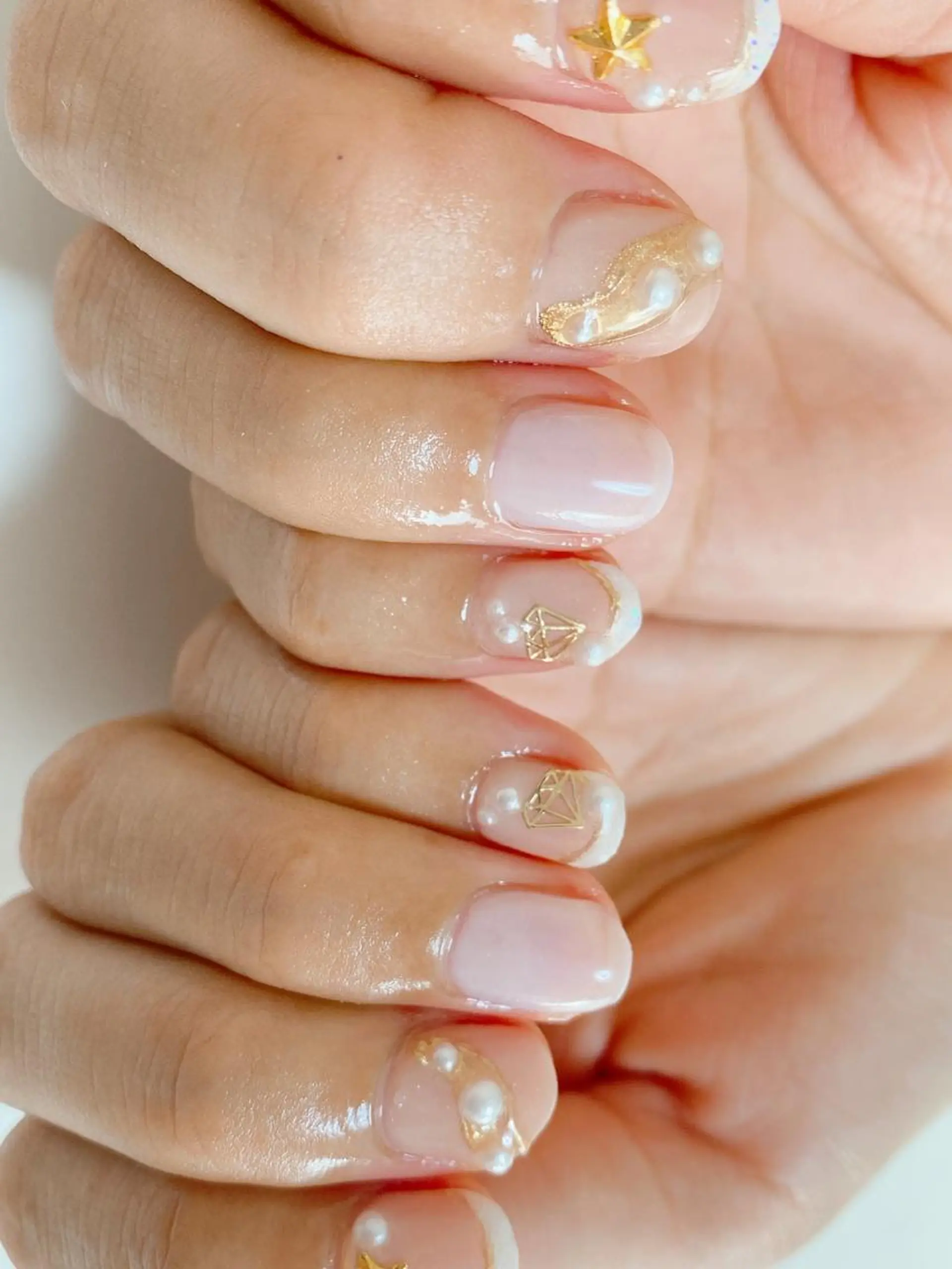 ネイル 大人キレイ 𝑁𝑖𝑥𝑖𝑠のネイルデザイン