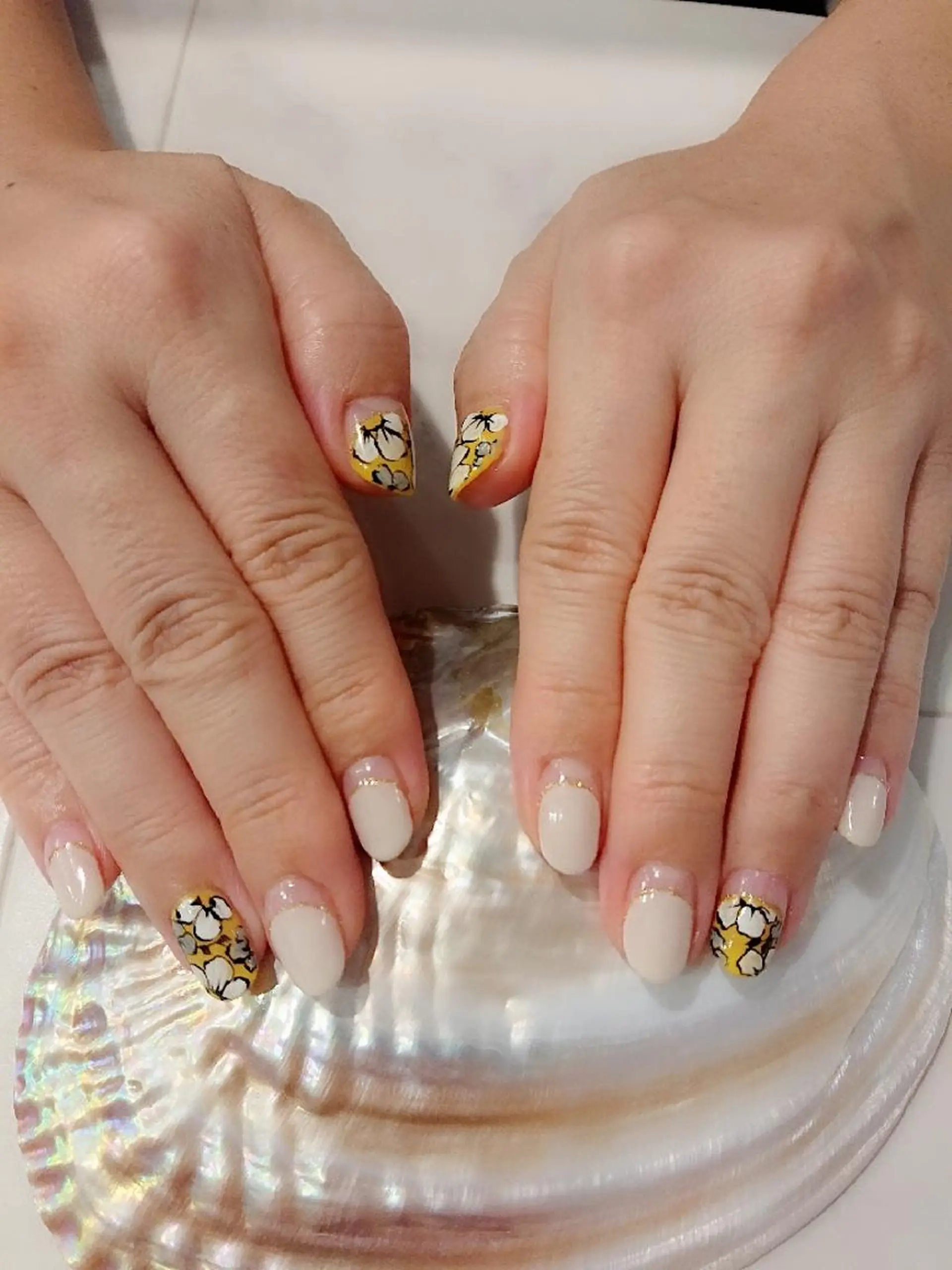 ネイル みー shakushiroのネイルデザイン