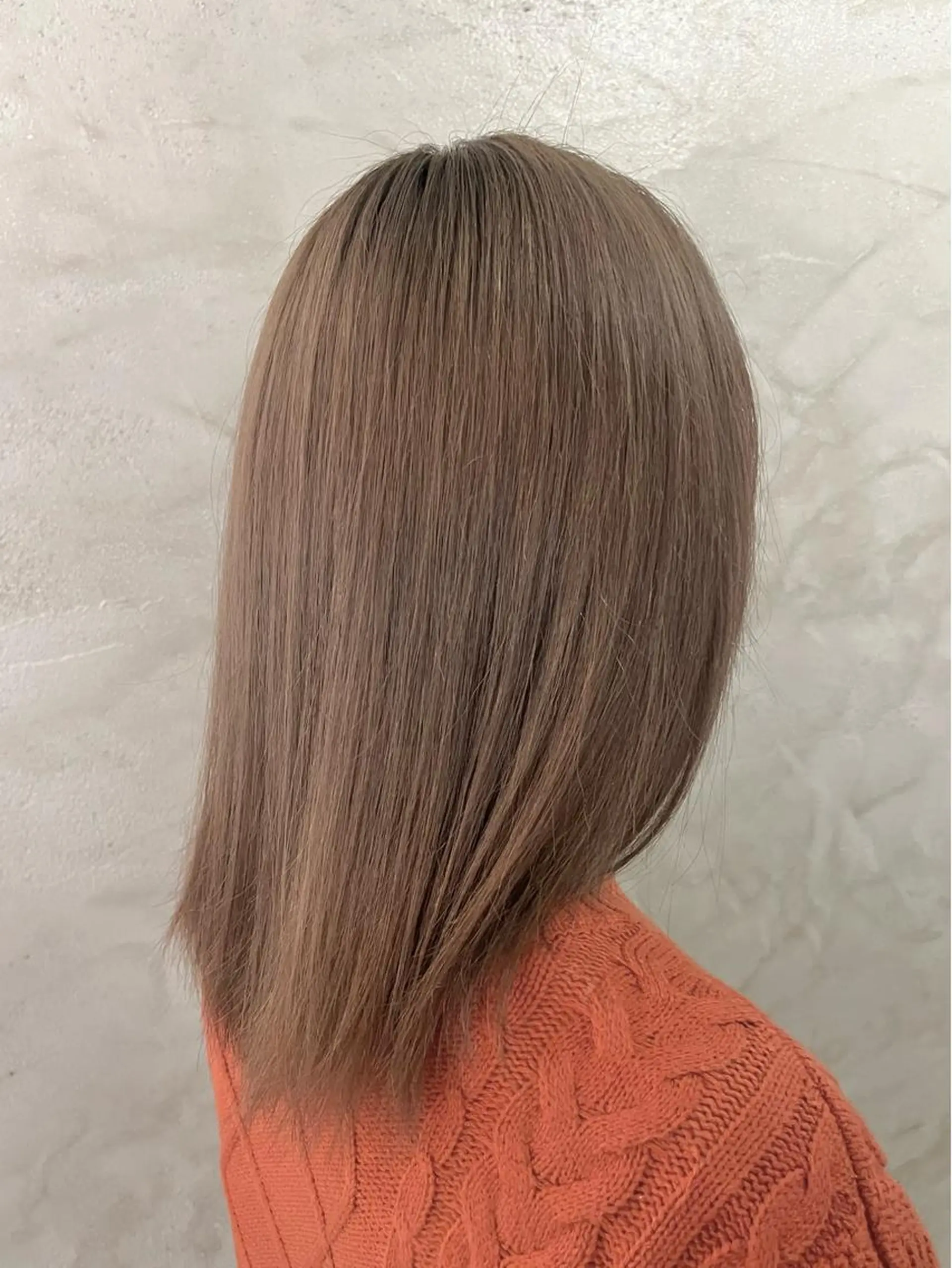 セミロング カラー ベージュカラー ミルクティーベージュ ヘアカラー FUJINO RYOのヘアスタイル