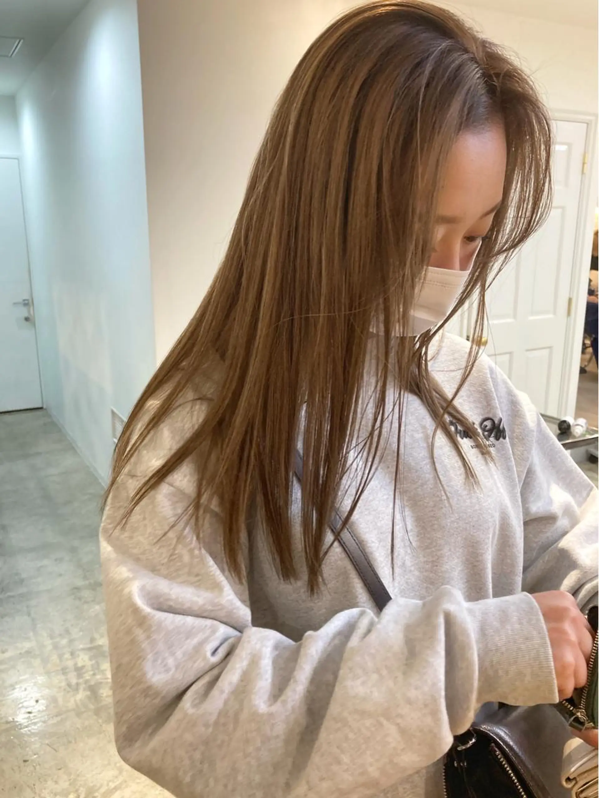 セミロング ハイライト ヘアカラー カラーリスト菅野 竜矢🌈のヘアスタイル