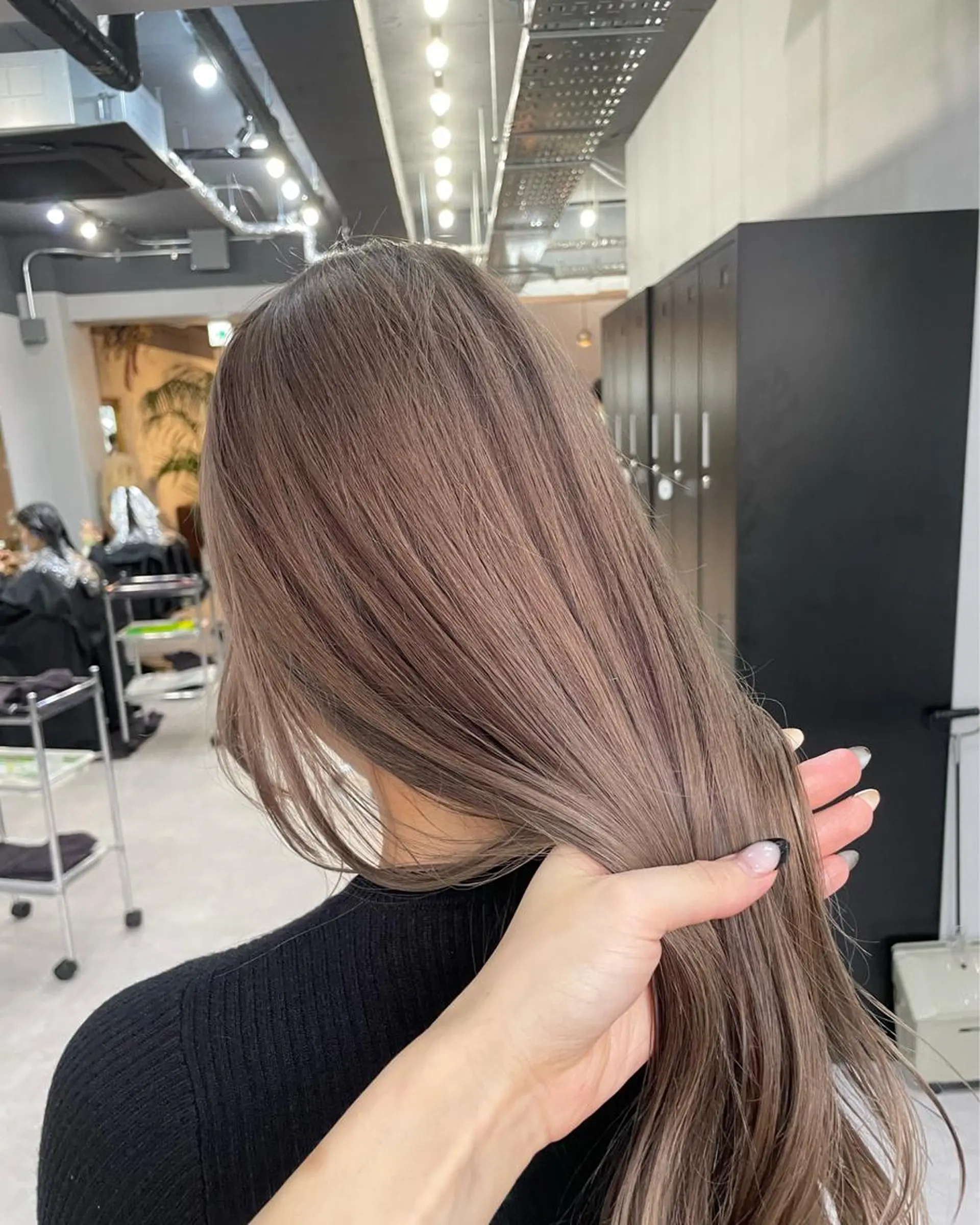 ロング カラー ミルクティーベージュ ❤︎レイヤー　MIAのヘアスタイル