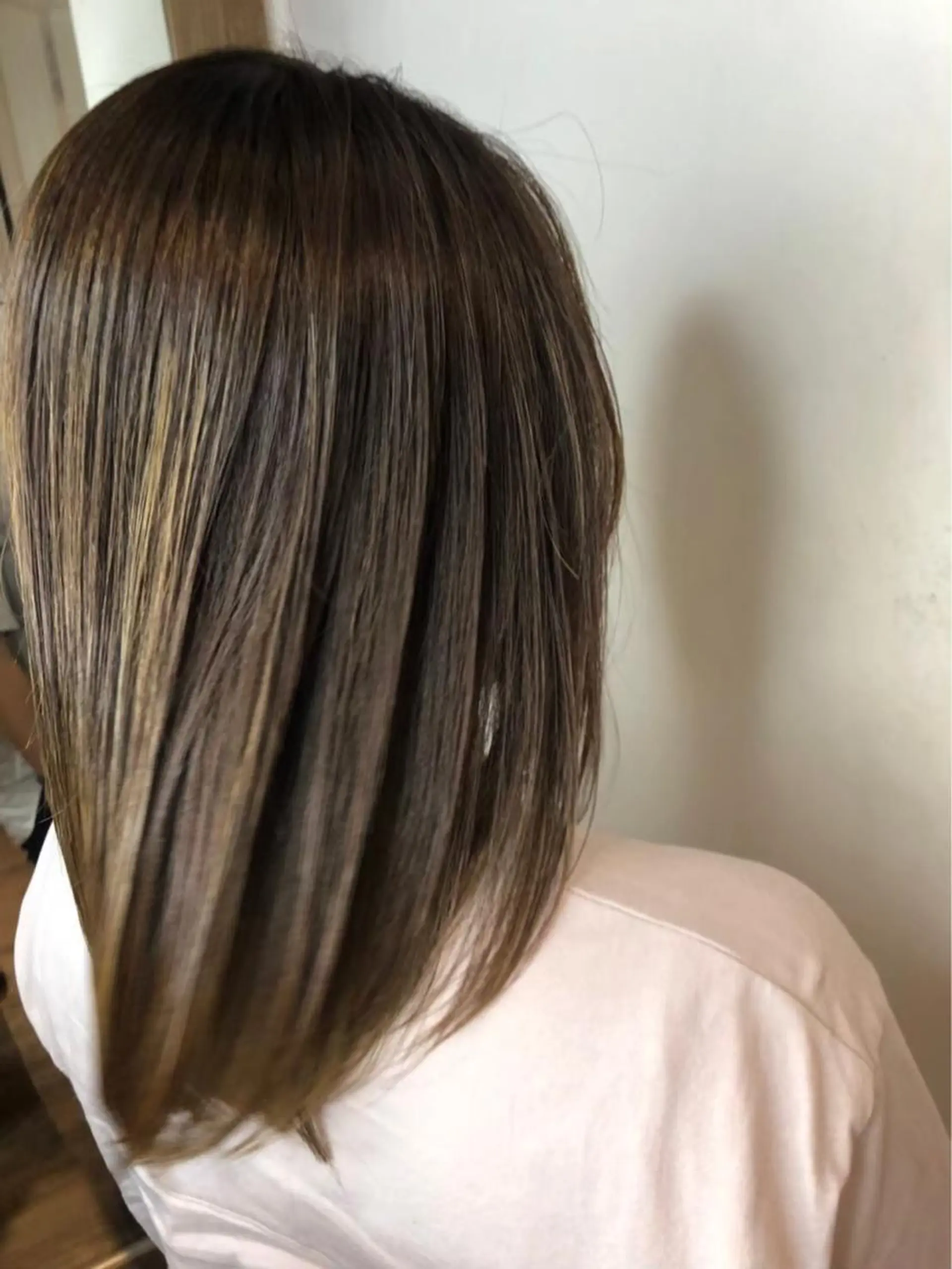 セミロング 【メンズ特化】波巻き ツイスト、スパイラルのヘアスタイル