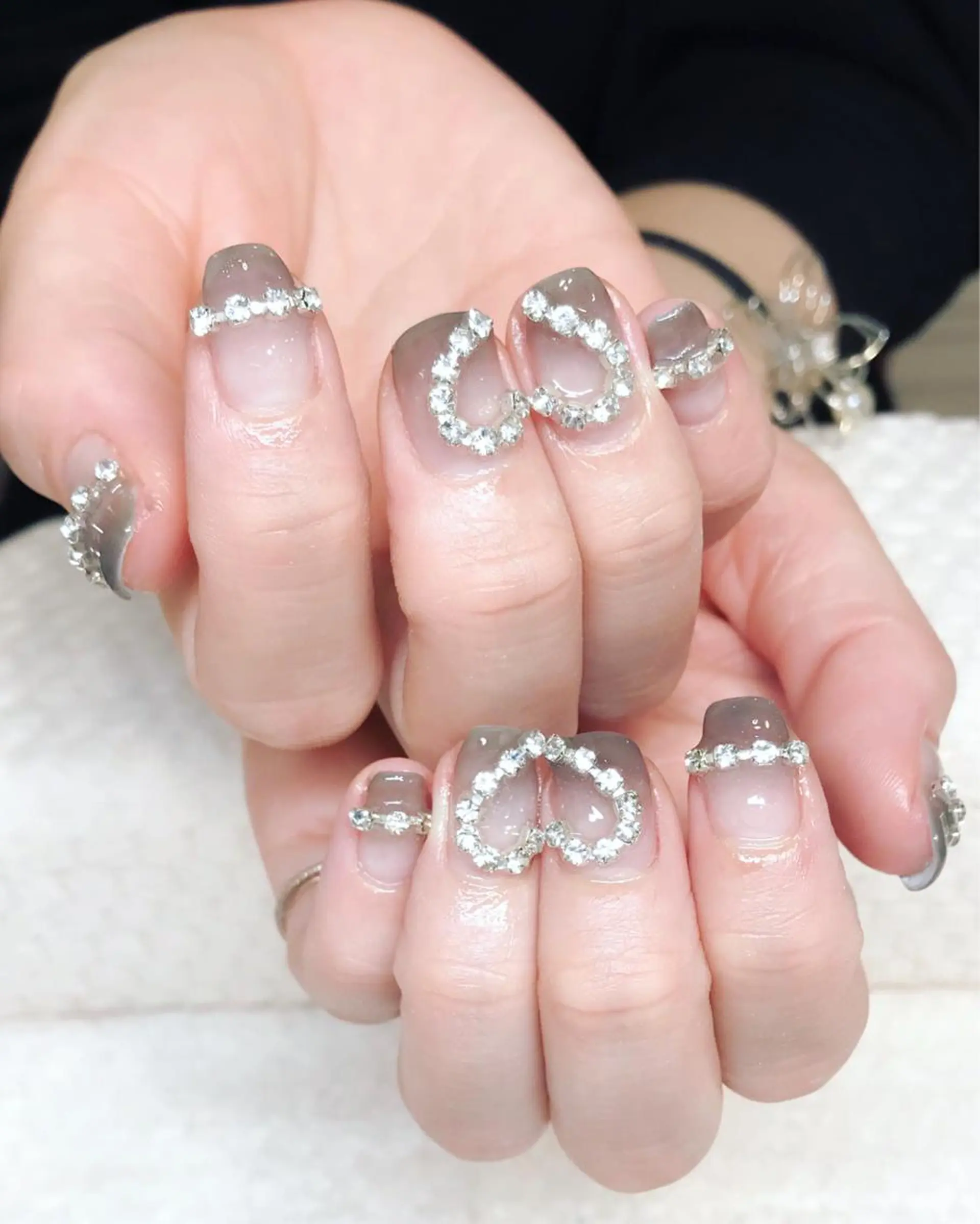 ネイル ジェルネイル グラデーション ハート キラキラネイル ワンホンネイル Nyanco Nailのネイルデザイン
