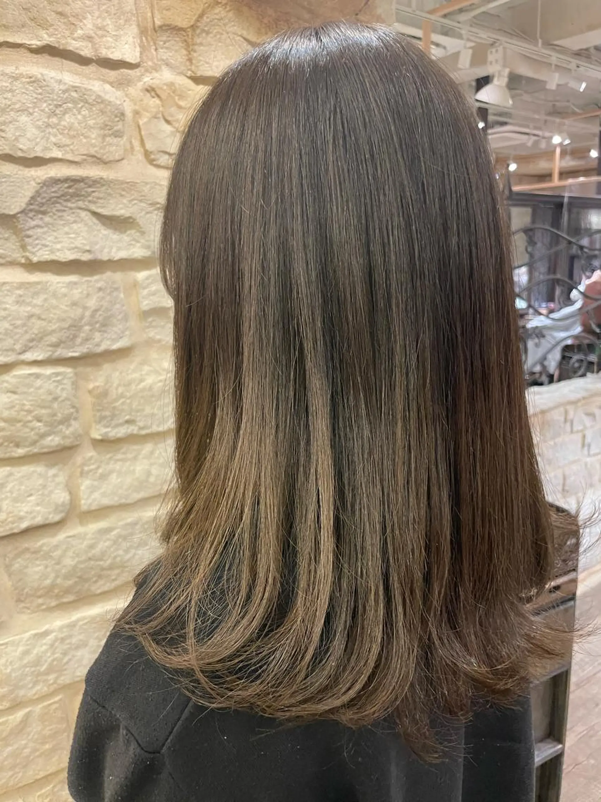 ミディアム カラー カット ヘアカラー トリートメント 星野 茉由のヘアスタイル