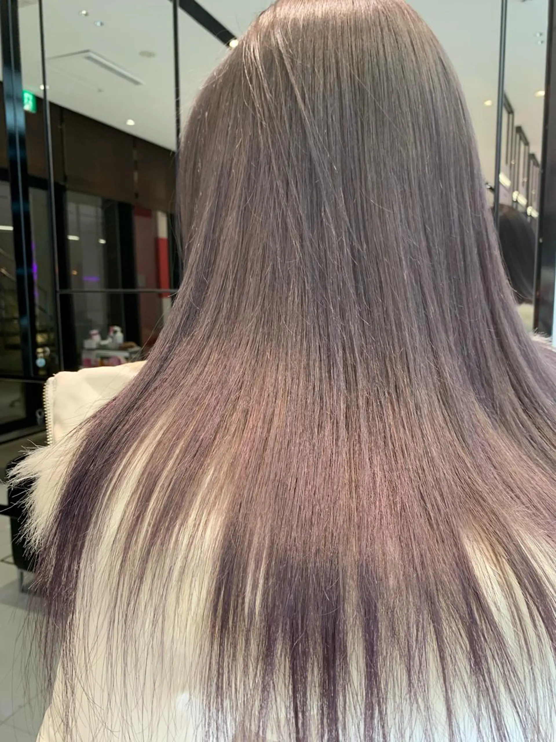 カラー ベージュカラー ラベンダーカラー ヘアカラー keen吉祥寺所属・🎀ハイトーンカラー ☆彡SAYAのヘアスタイル