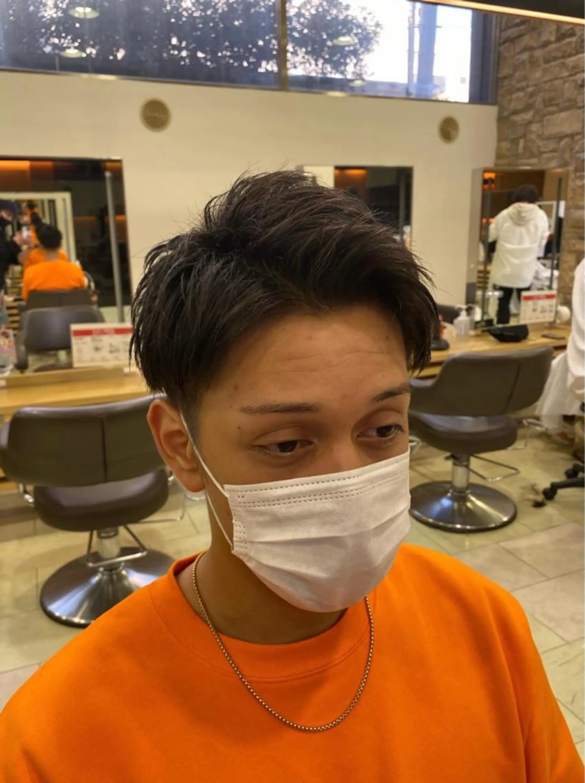 ショート メンズ ﾎｯﾄﾍﾟｯﾊﾟｰ に移行中【かな】のヘアスタイル