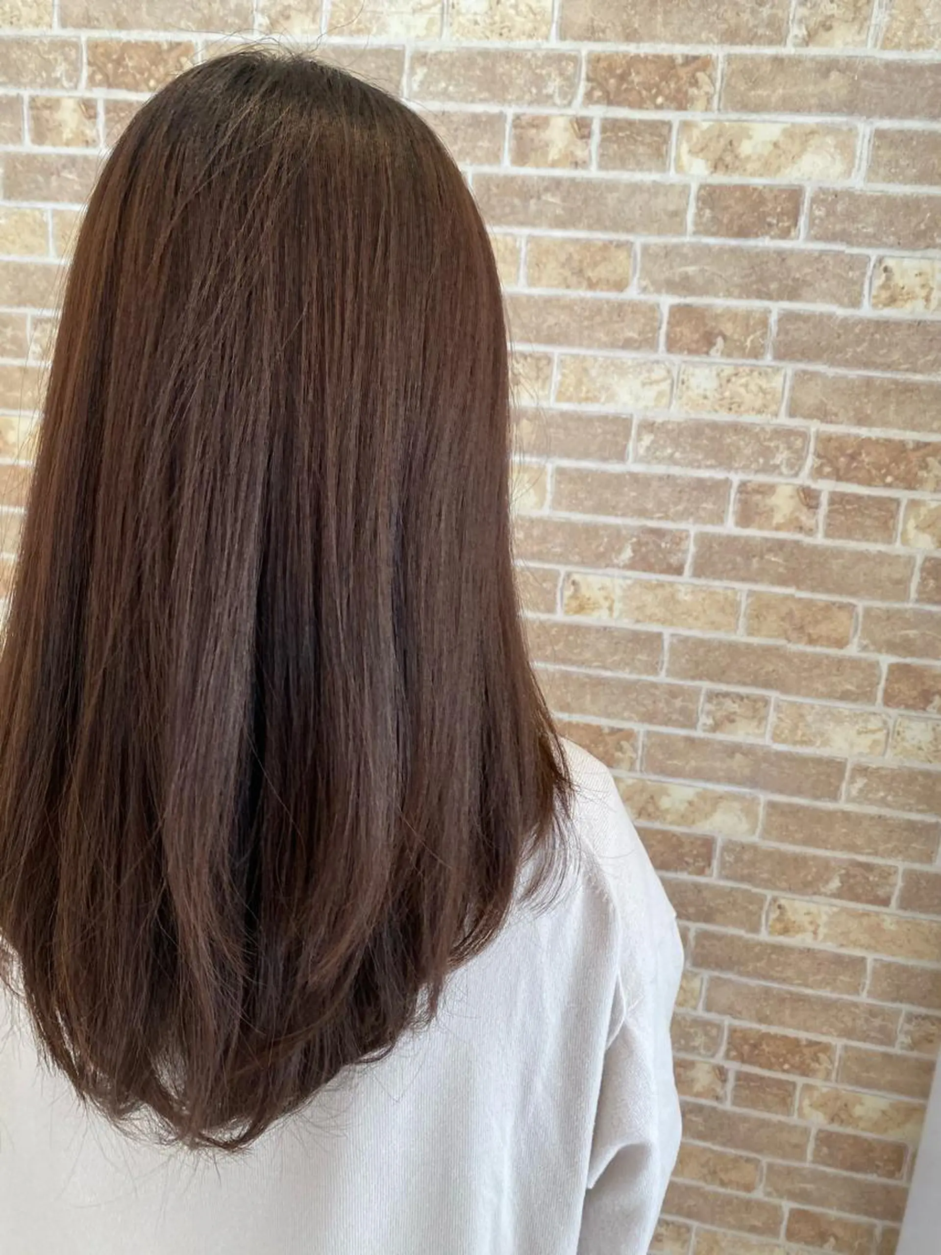 セミロング スパイキーショート パーマ　具志堅　太志のヘアスタイル