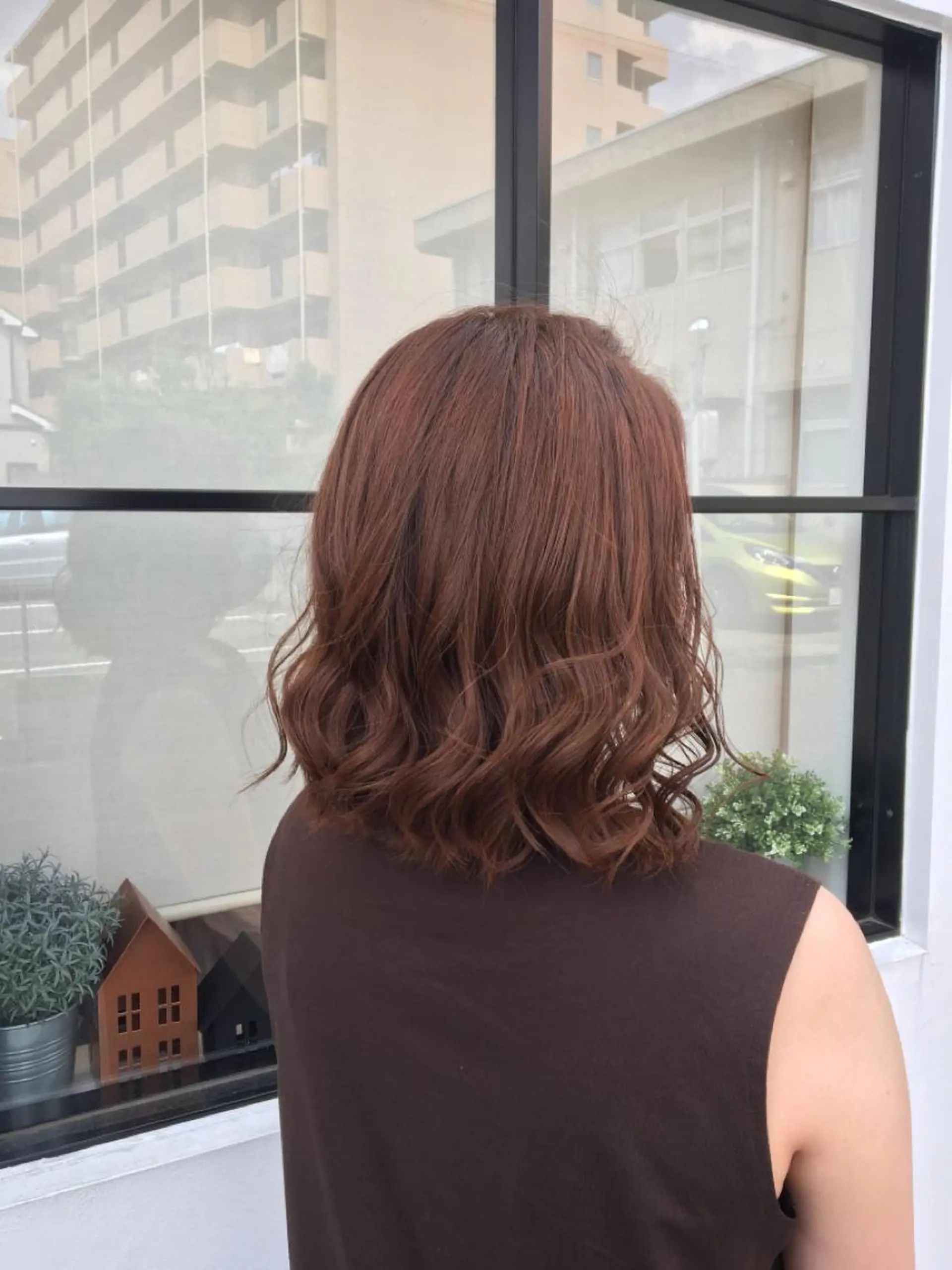 ミディアム RI ＮＡのヘアスタイル