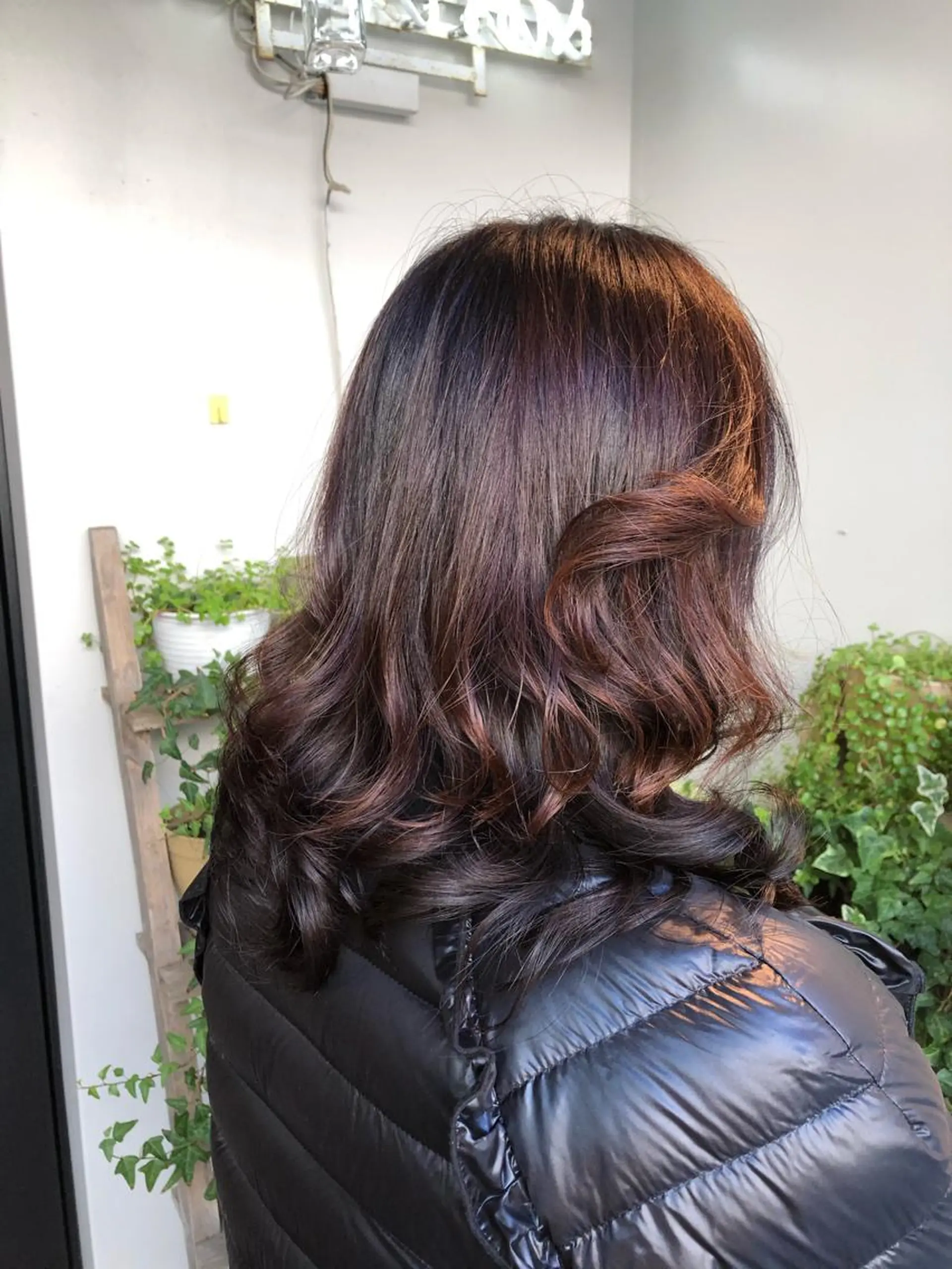 セミロング カラー セミロングパーマ ✂︎岡根 京花✂︎のヘアスタイル