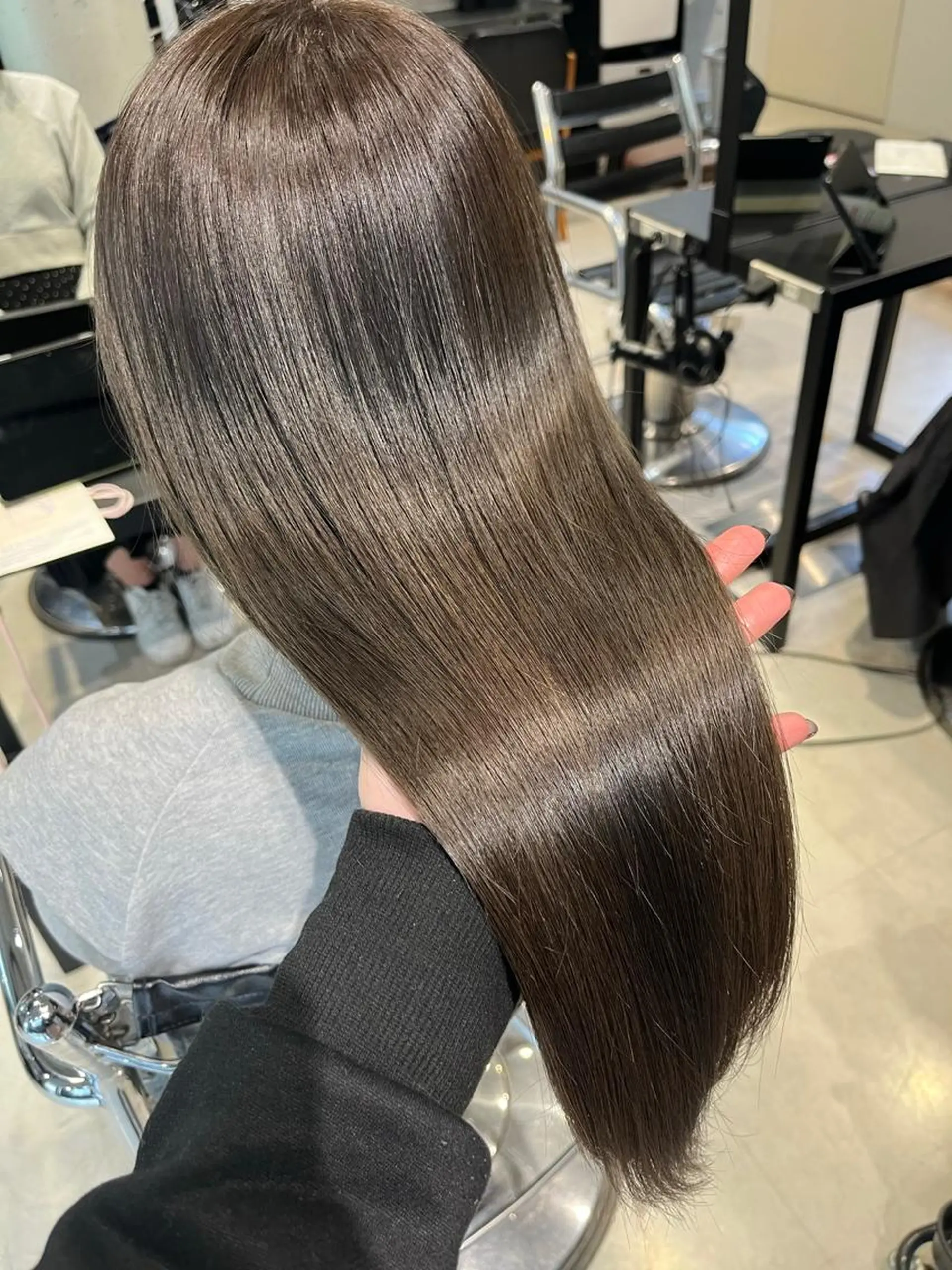 セミロング カラー パーマ ヘアアレンジ カット ヘアカラー トリートメント ヘッドスパ ヘアセット 透明感/オリーブ/ グレージュ/YUKAのヘアスタイル