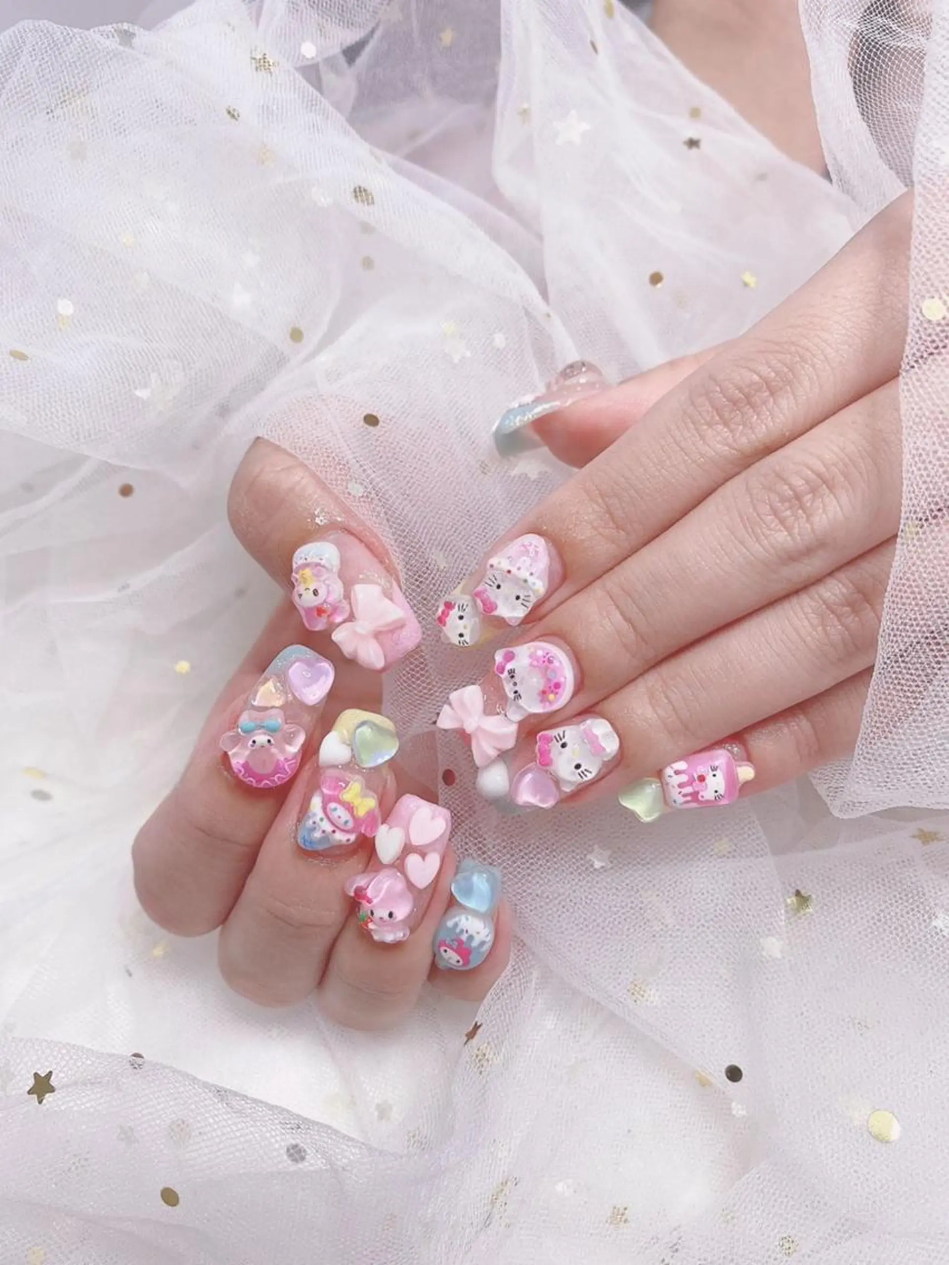ネイル ジョリ En 💞🦋のネイルデザイン
