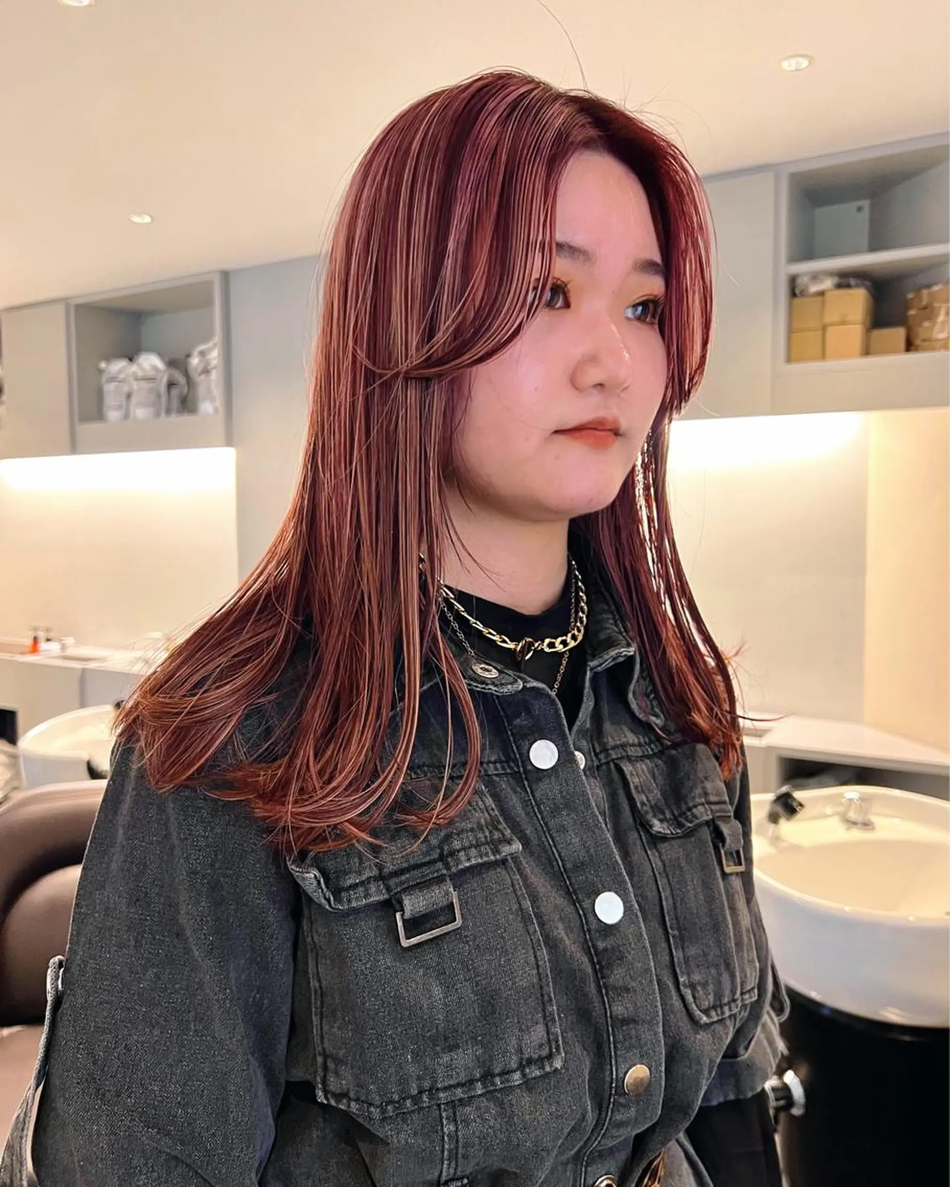 カラー ブロンド ブラウンカラー デザインカラー ハイライトカラー レッドカラー RAIMA ハイトーン/レイヤーのヘアスタイル