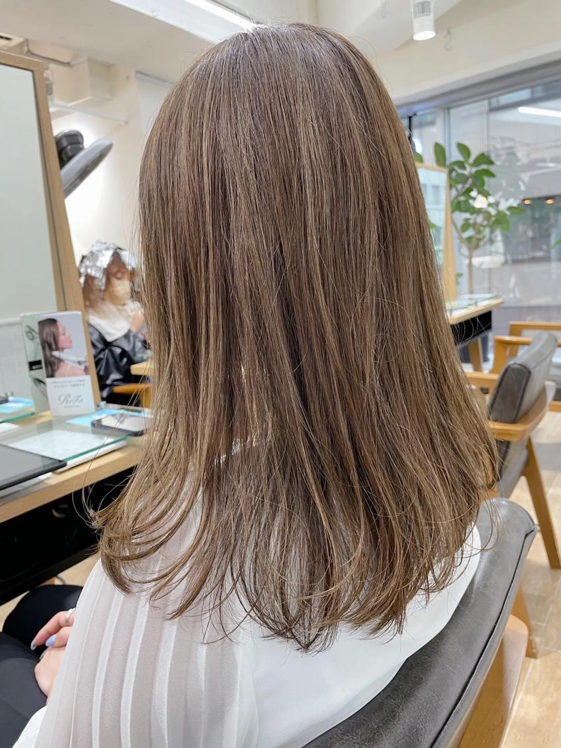 ロング カラー 🤎ベージュカラー 🐶メンズパーマのヘアスタイル