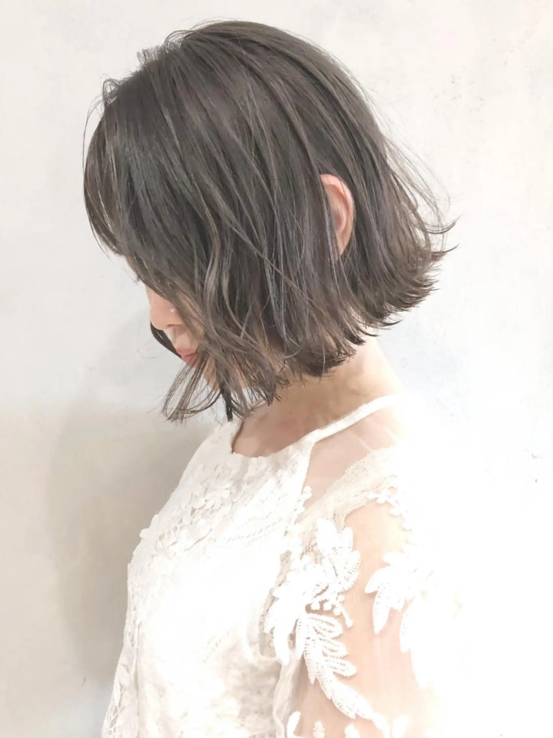 ミディアム カラー パーマ ヘアアレンジ グレージュ ITbyALBUM 中野店のヘアスタイル