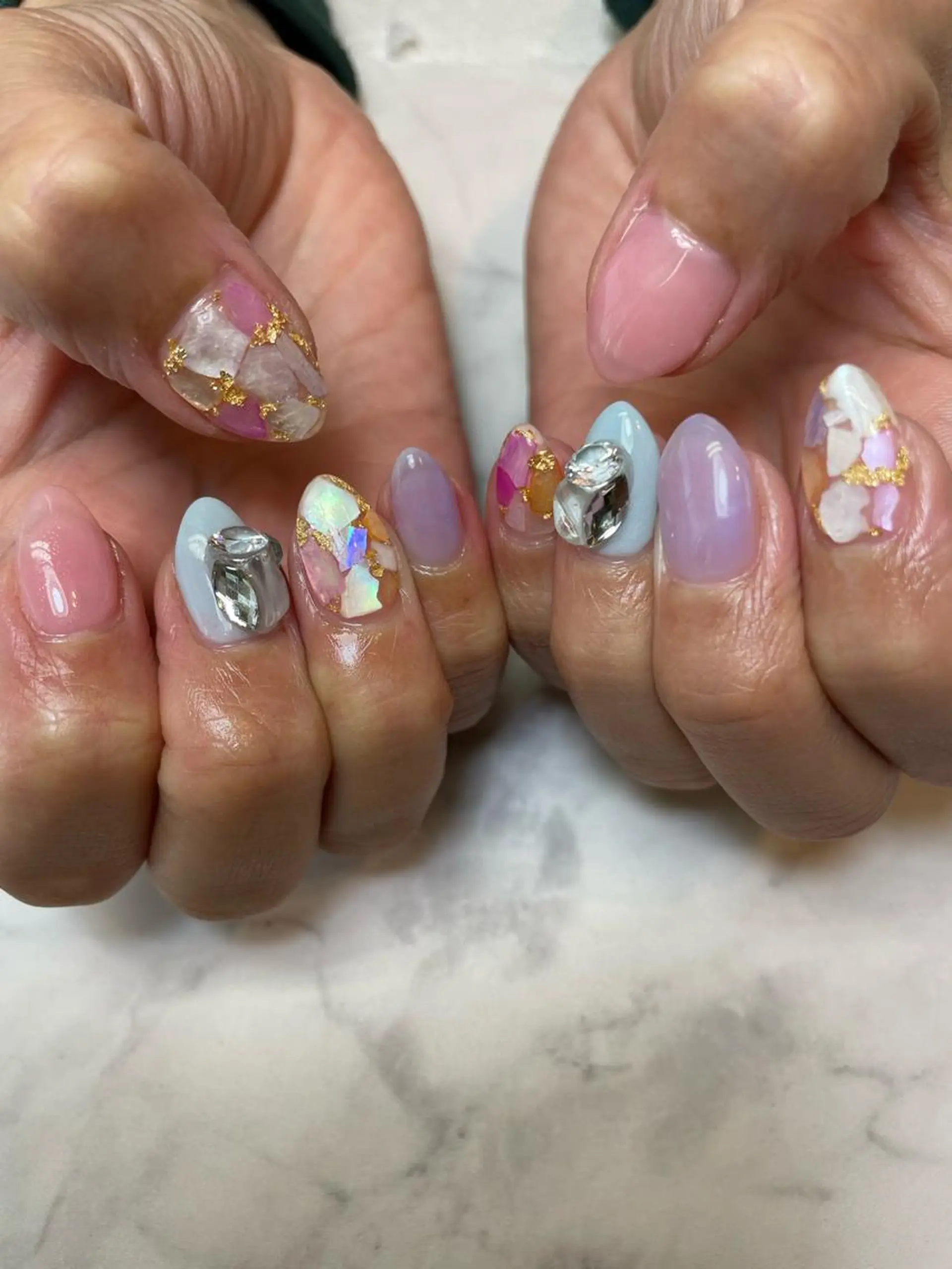 ネイル es nailのネイルデザイン
