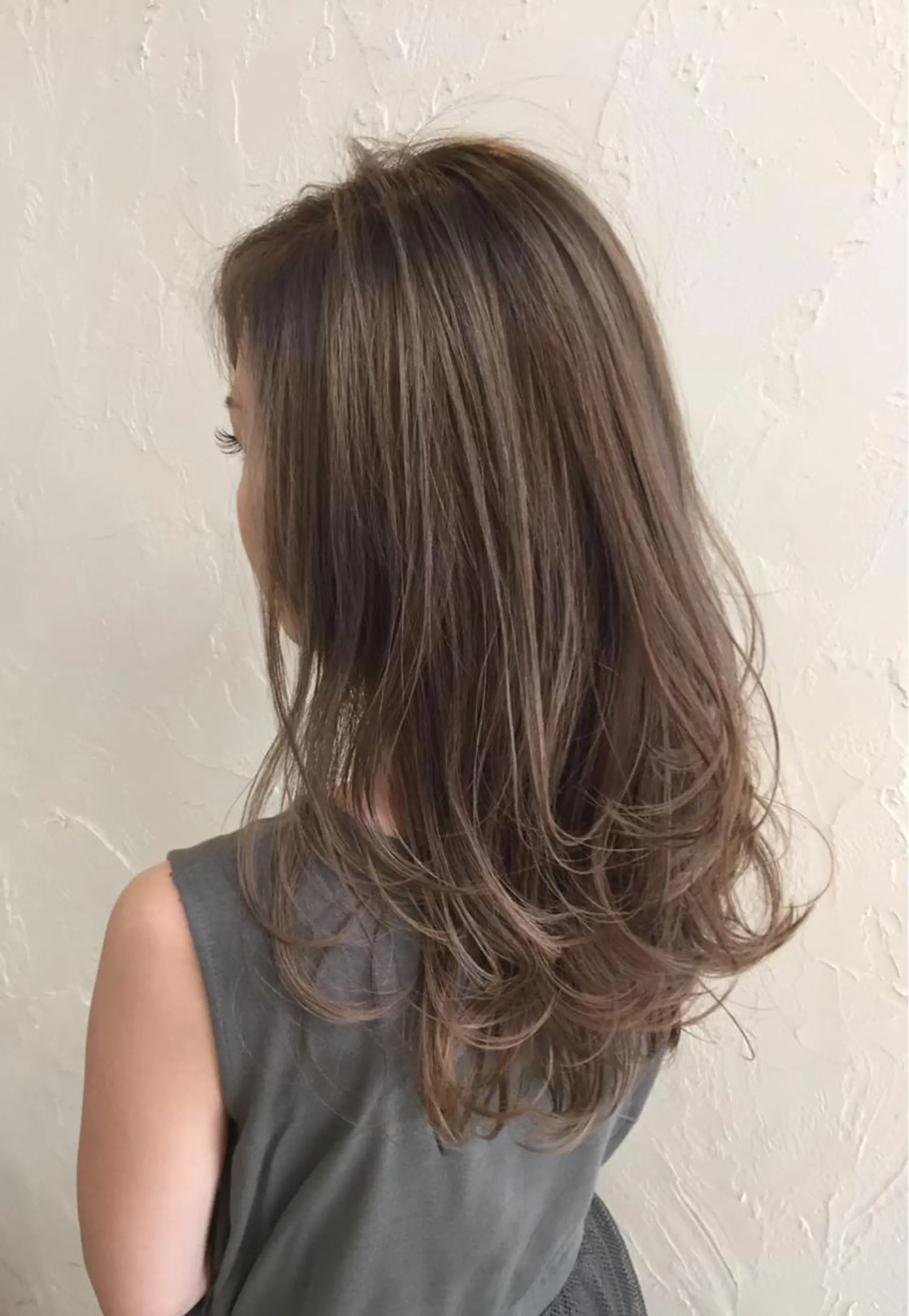 セミロング ヘアカラー トリートメント 高山 滉太のヘアスタイル