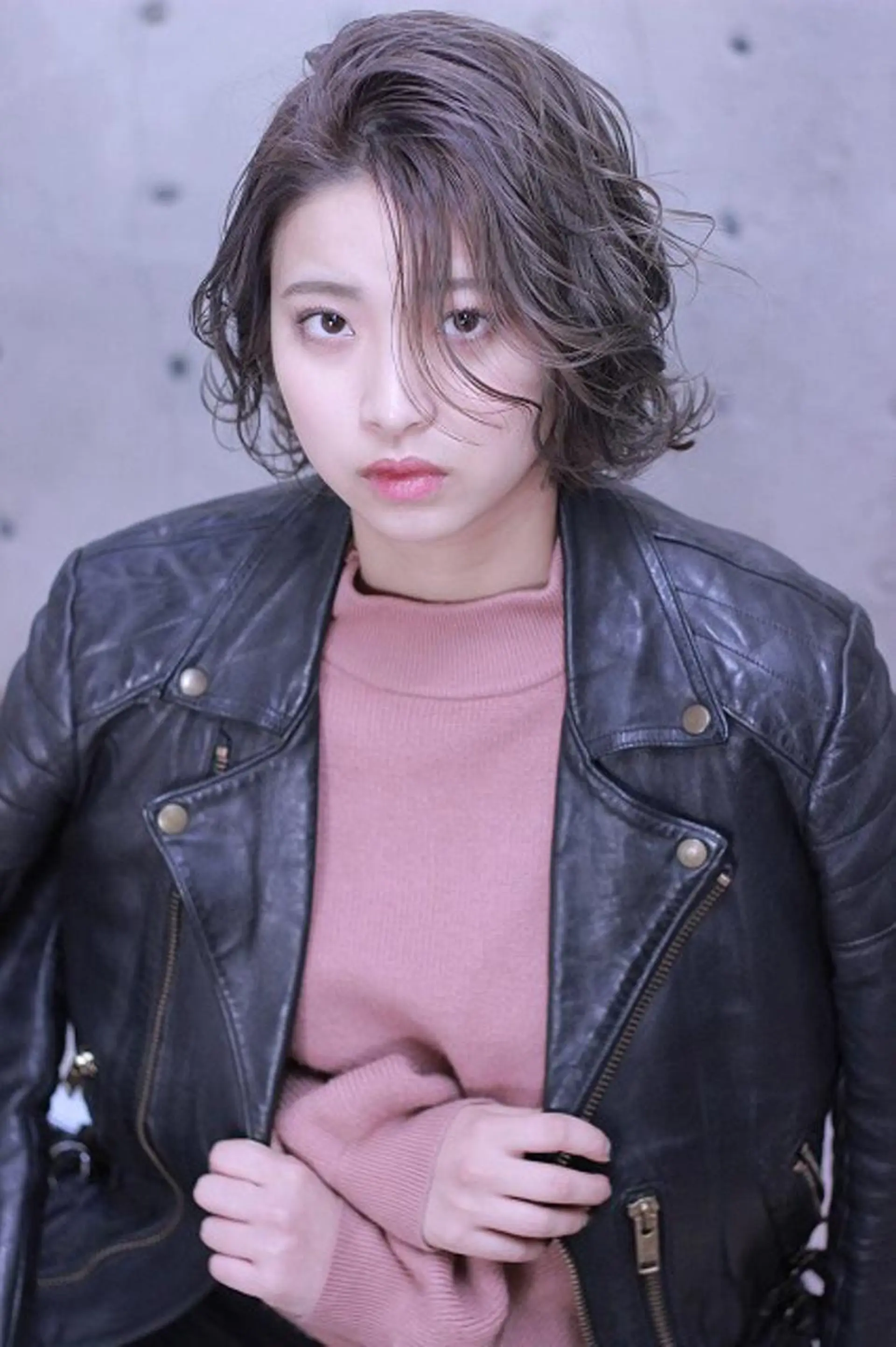 ショート カラー ボブ cachecache所属・及川 光のヘアスタイル