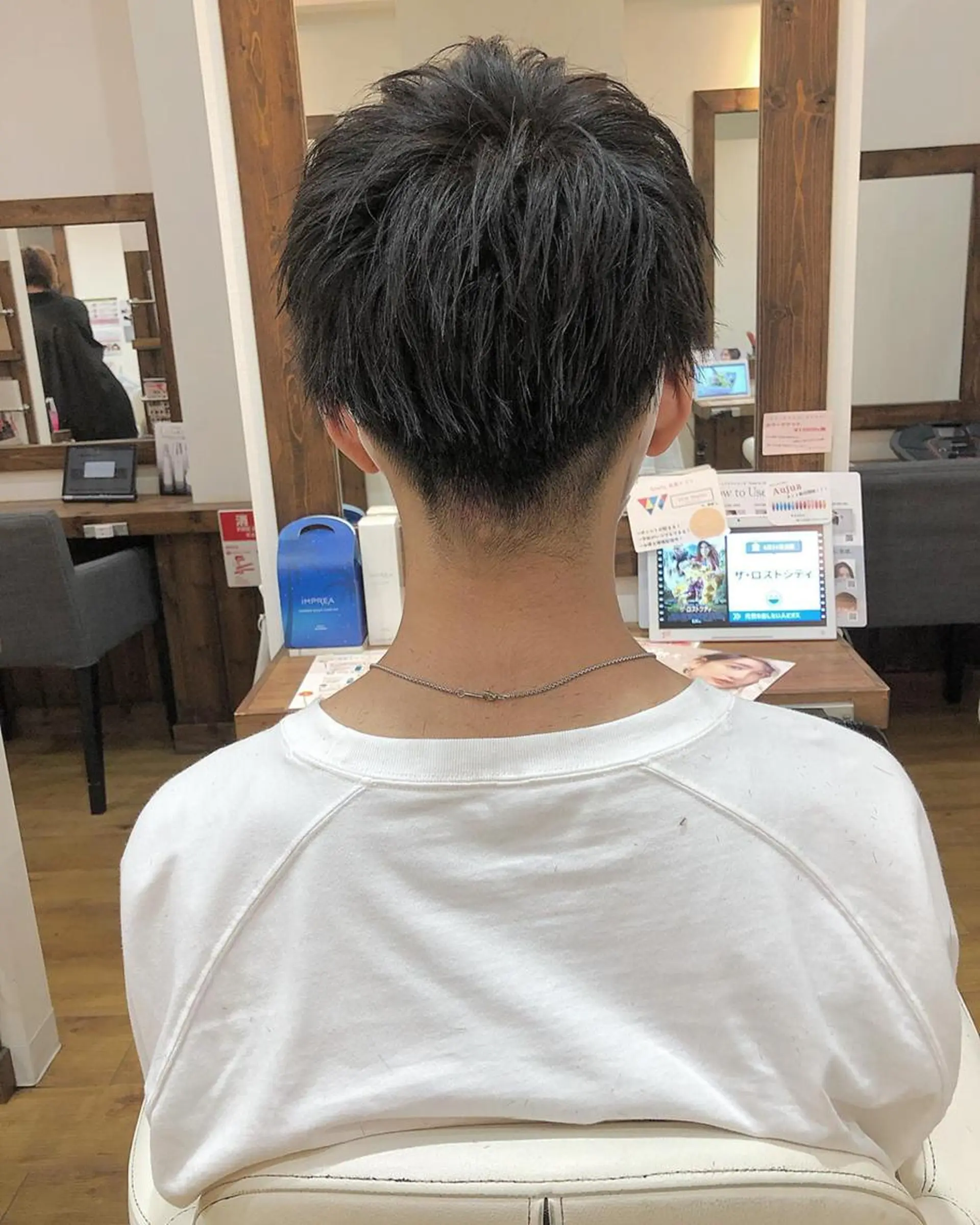 カラー アッシュ ブリーチ ダブルカラー グラデーションカラー グレージュ 🌈ハイトーン/ ワタル🌈のヘアスタイル