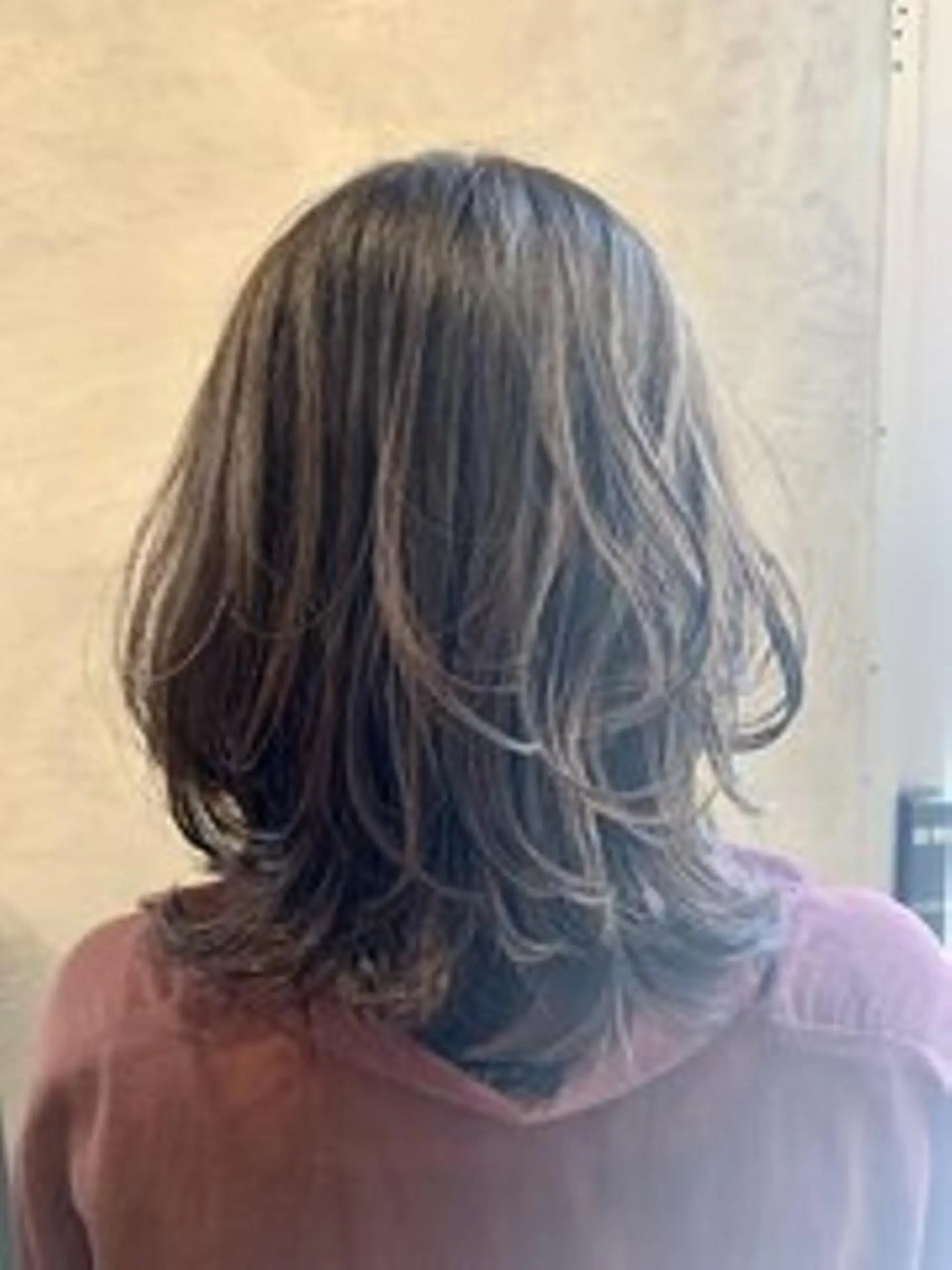 パーマ セミロング ブリーチなし透明感 カラー✨山仲絢圭のヘアスタイル