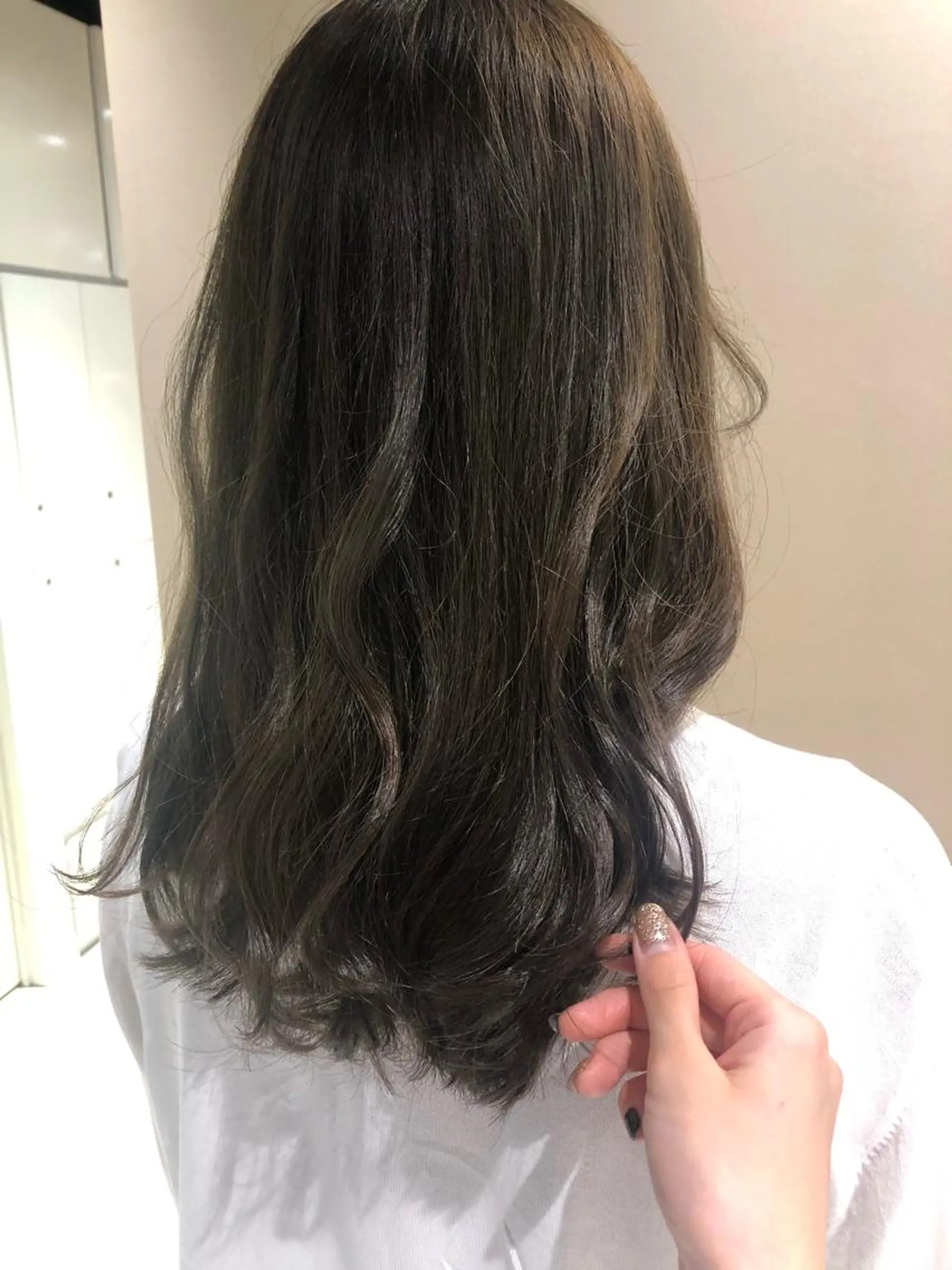 ロング カラー パーマ ヘアアレンジ 【似合うが見つかる】 Hanaのヘアスタイル