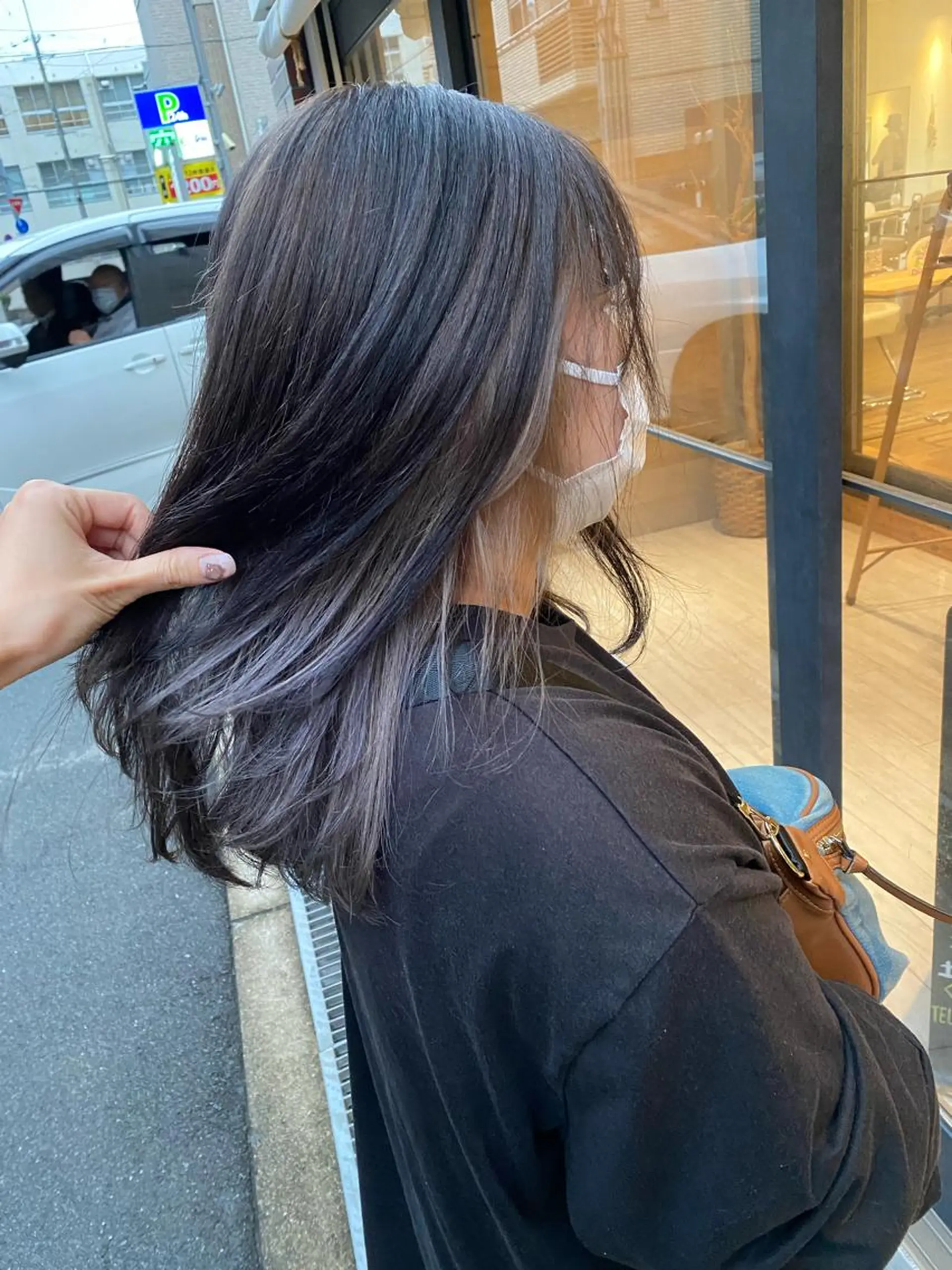 セミロング カラー インナーカラー ヘアカラー トリートメント newi 京橋 【yuuki】のヘアスタイル