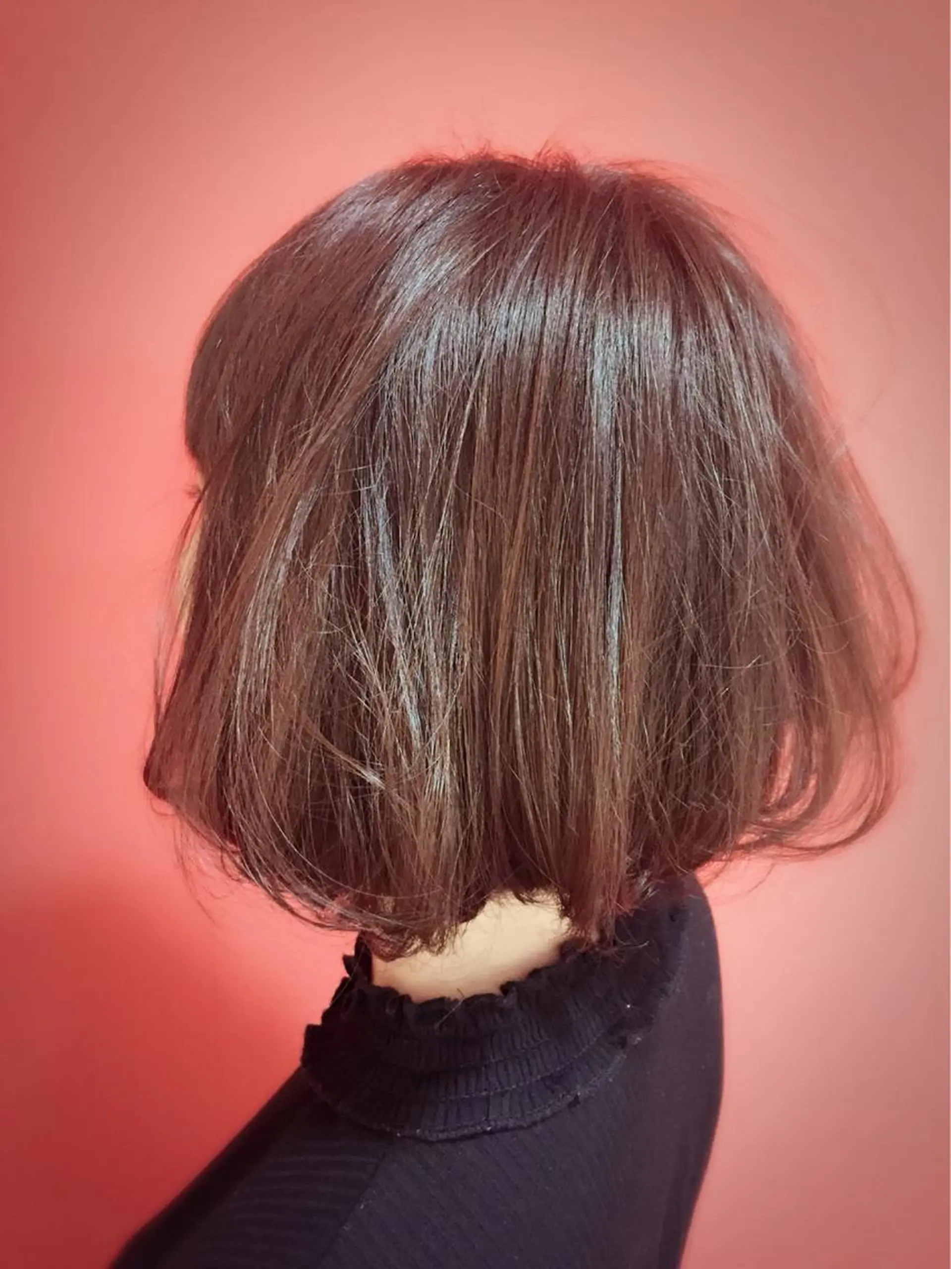 ショート カラー 房野 亜佑美のヘアスタイル