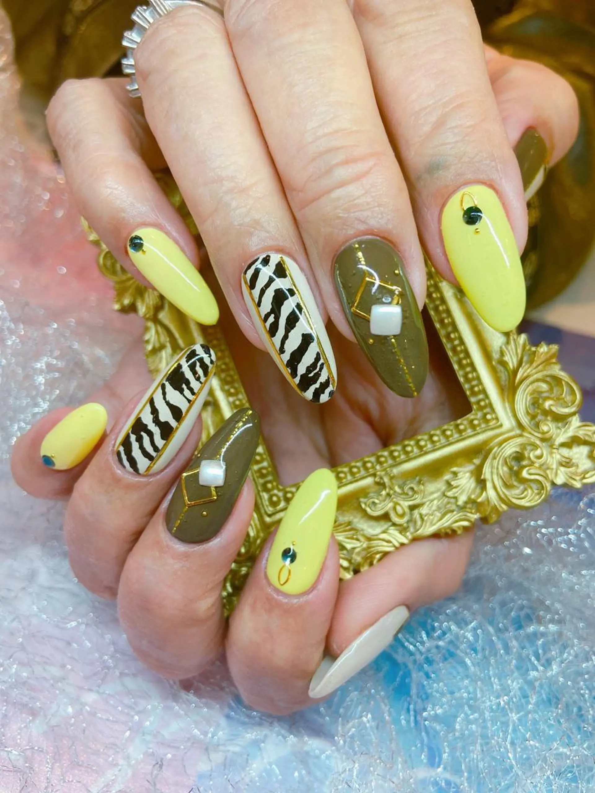 ネイル 長さだし専門店 M2　rikaのネイルデザイン