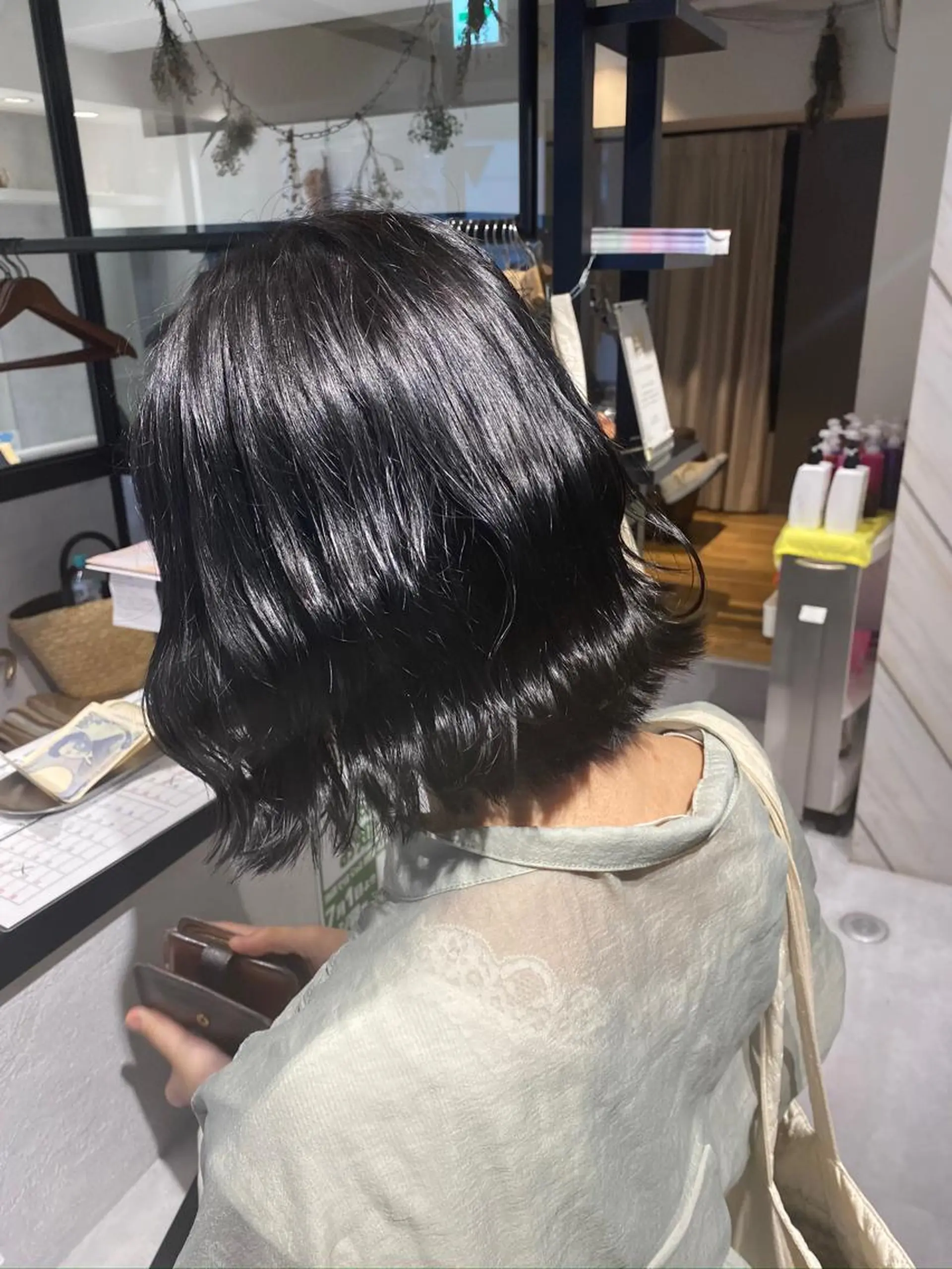 ミディアム カラー ヘアカラー ベージュ指名No1 加賀詩織のヘアスタイル