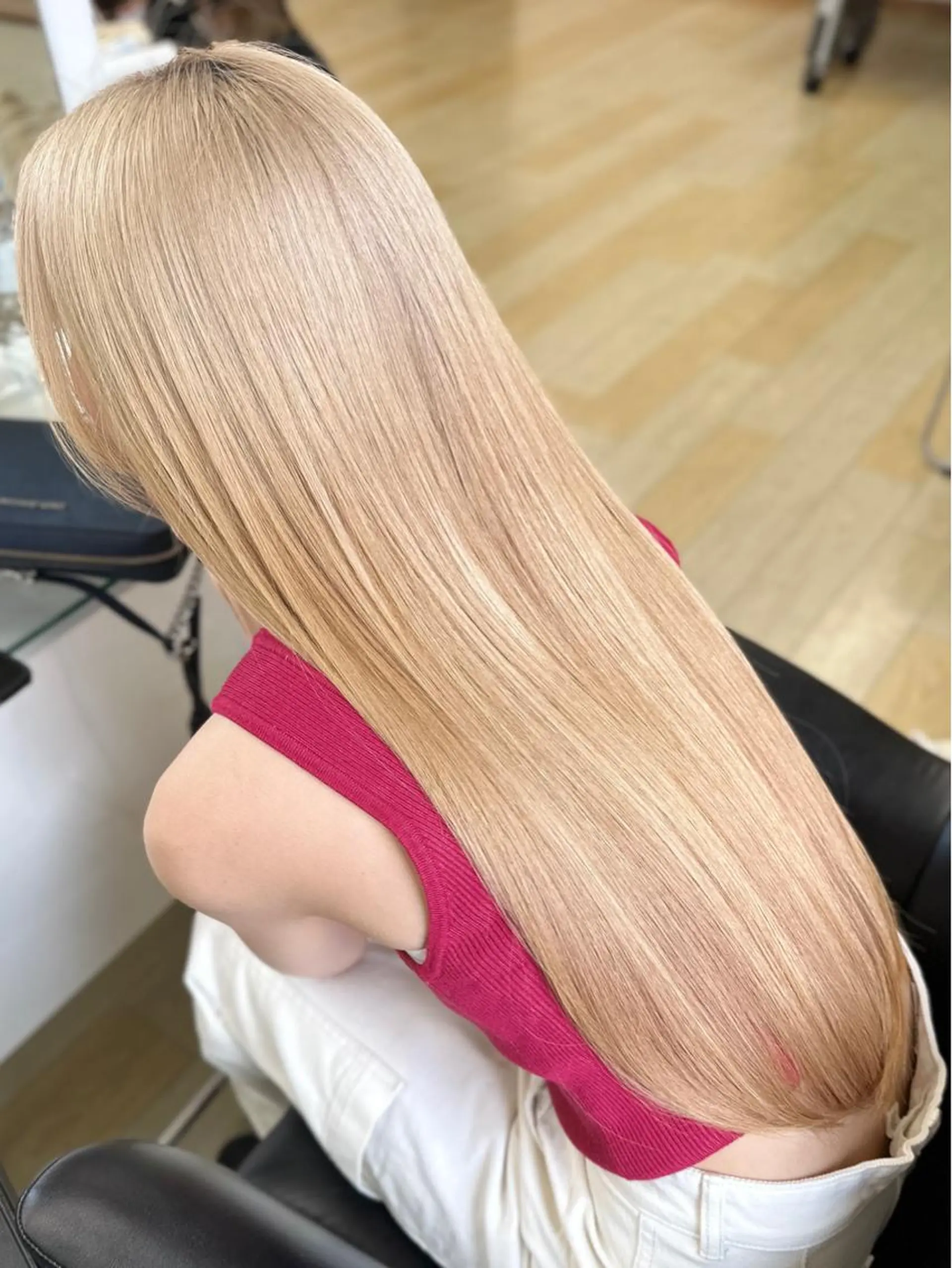 ロング ブリーチなしダブル/ レイヤーカット 小棹のヘアスタイル