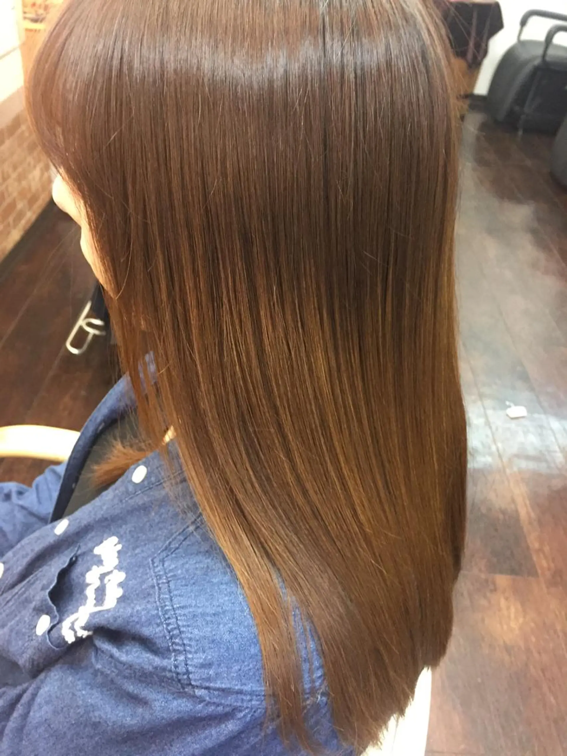 セミロング パーマ 桧山 真のヘアスタイル