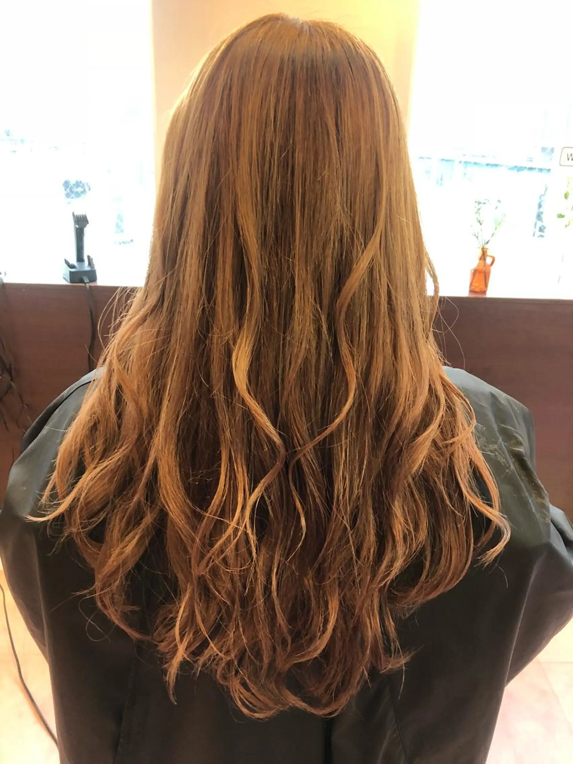ロング ヘアカラー やまぐち まりんのヘアスタイル
