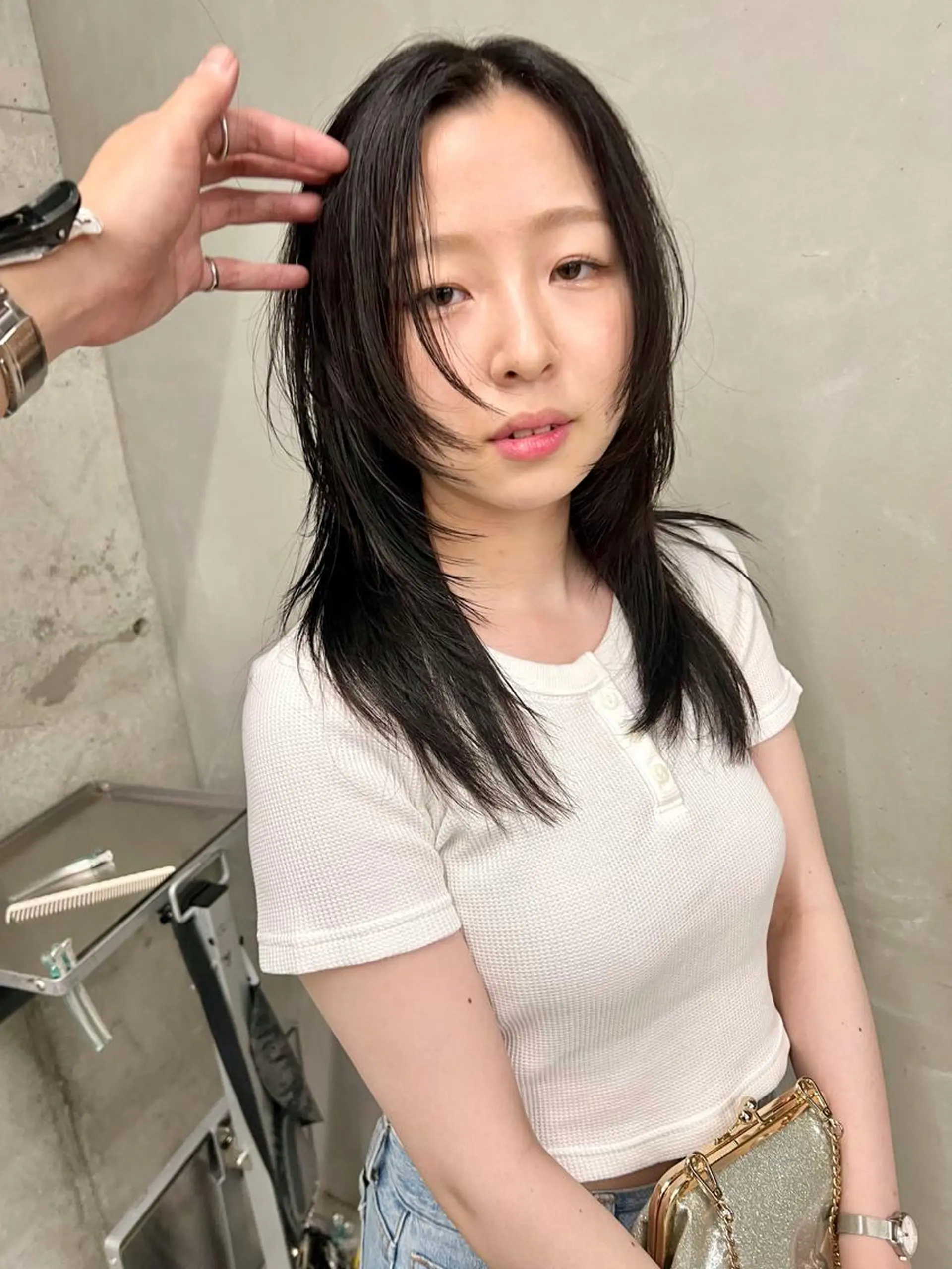 ミディアム レイヤーカット カット sakoda shunkiのヘアスタイル