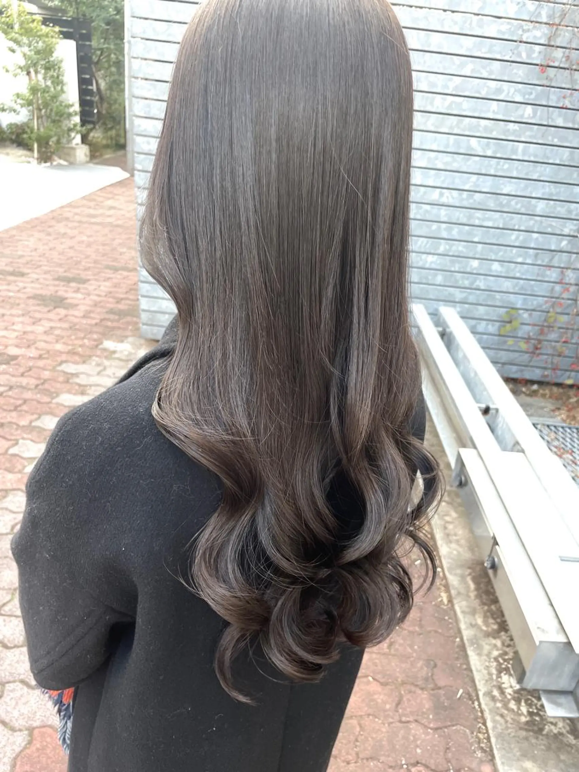 ロング カラー パーマ グレージュ オリーブグレージュ オリーブグレー カット ヘアカラー トリートメント BEBE所属・ご新規様限定 透明感カラーKANAのヘアスタイル