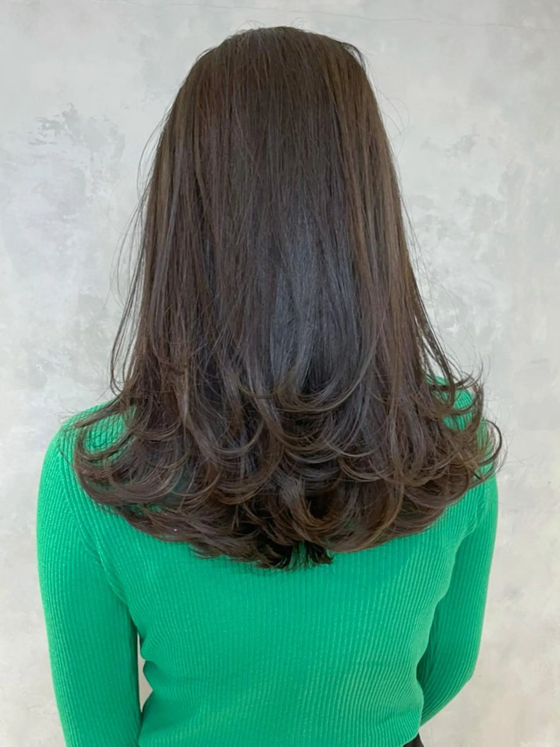 ミディアム パーマ ヘアアレンジ カラー ブラウンカラー レイヤーカット ITbyALBUM 下北沢店のヘアスタイル