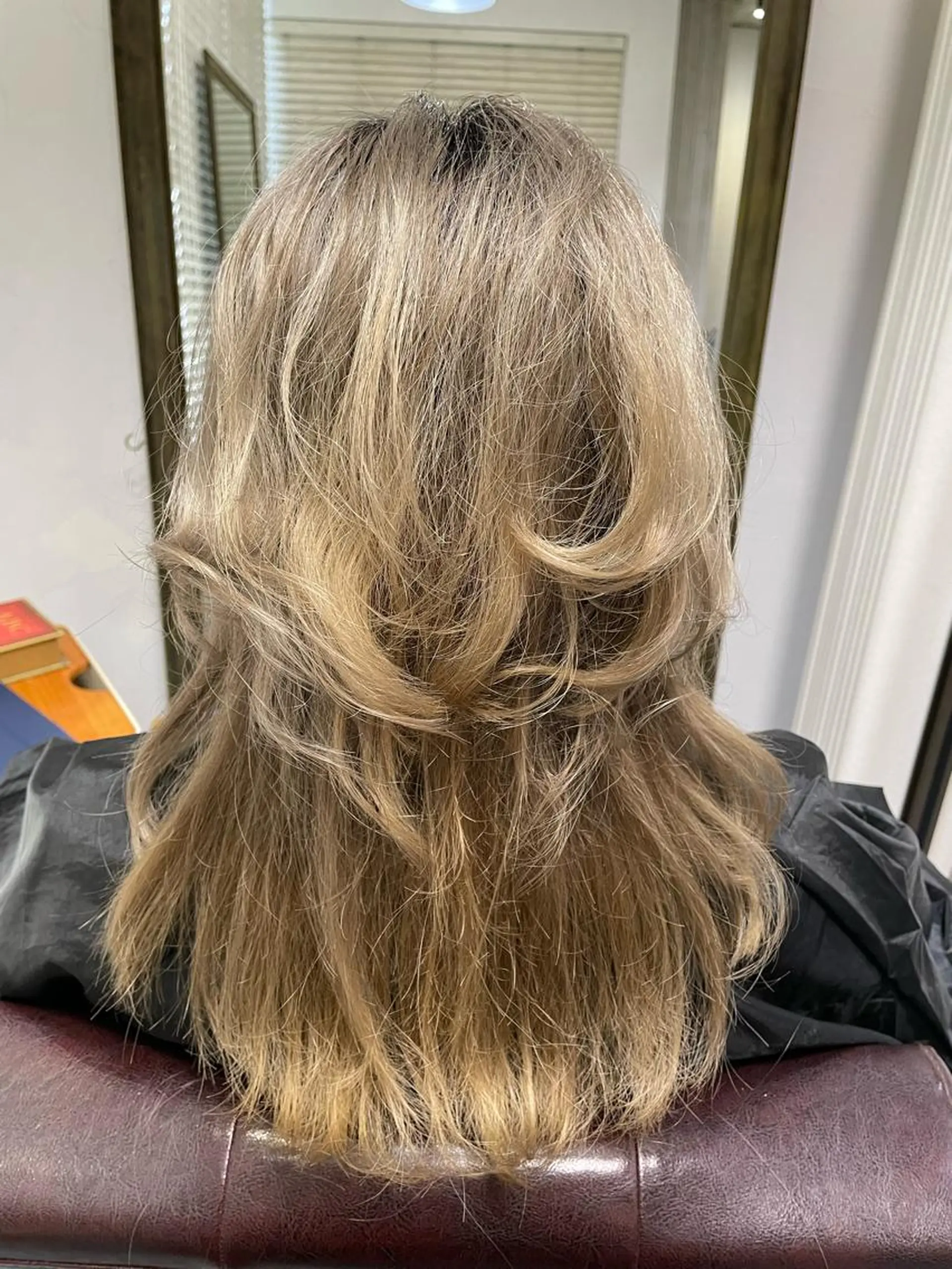 セミロング ✨男の娘✨美容師 ✂️くっぽちゃん✂️のヘアスタイル