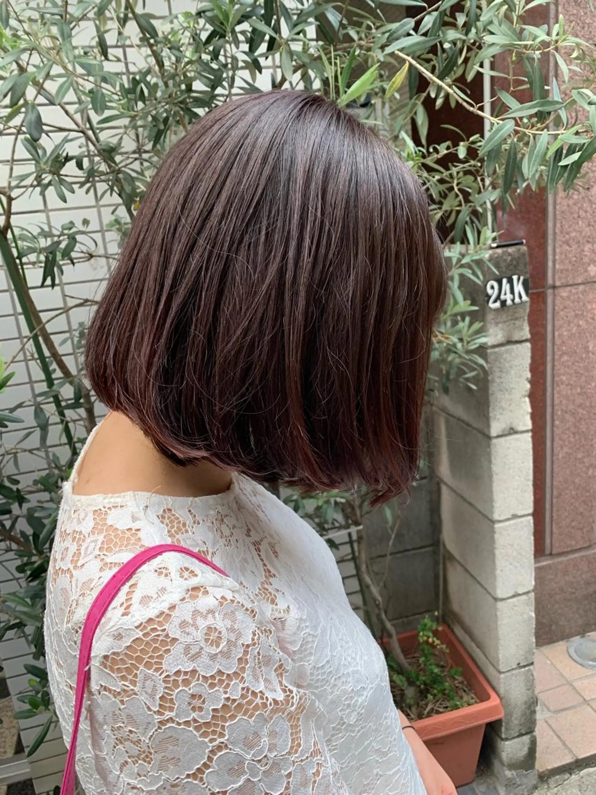 ミディアム カラー ヘアアレンジ ブラウンカラー ピンクカラー ピンクブラウン ボブ 🫧透明感カラー/ ボブ/小笠原汐海🪽のヘアスタイル